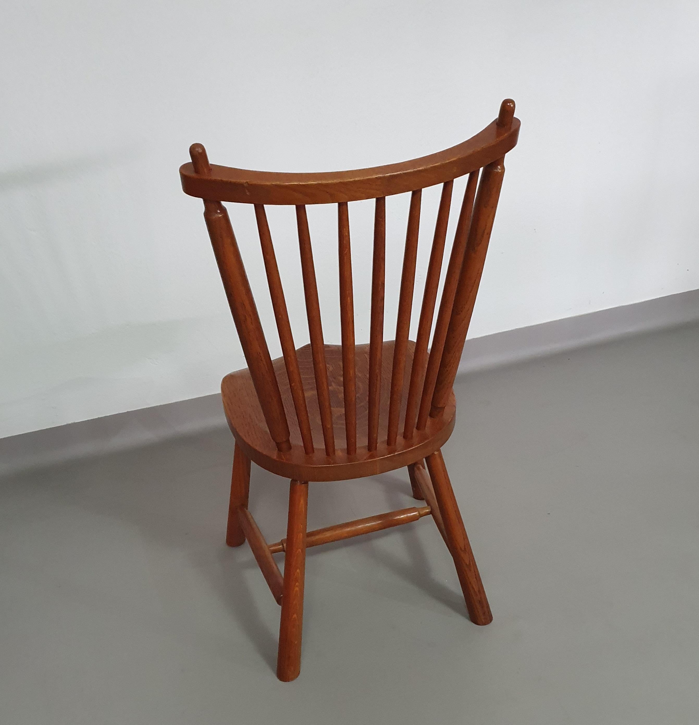 De Ster Gelderland Spindle Back dining chair 6 x in solid Oak.  For Sale 5
