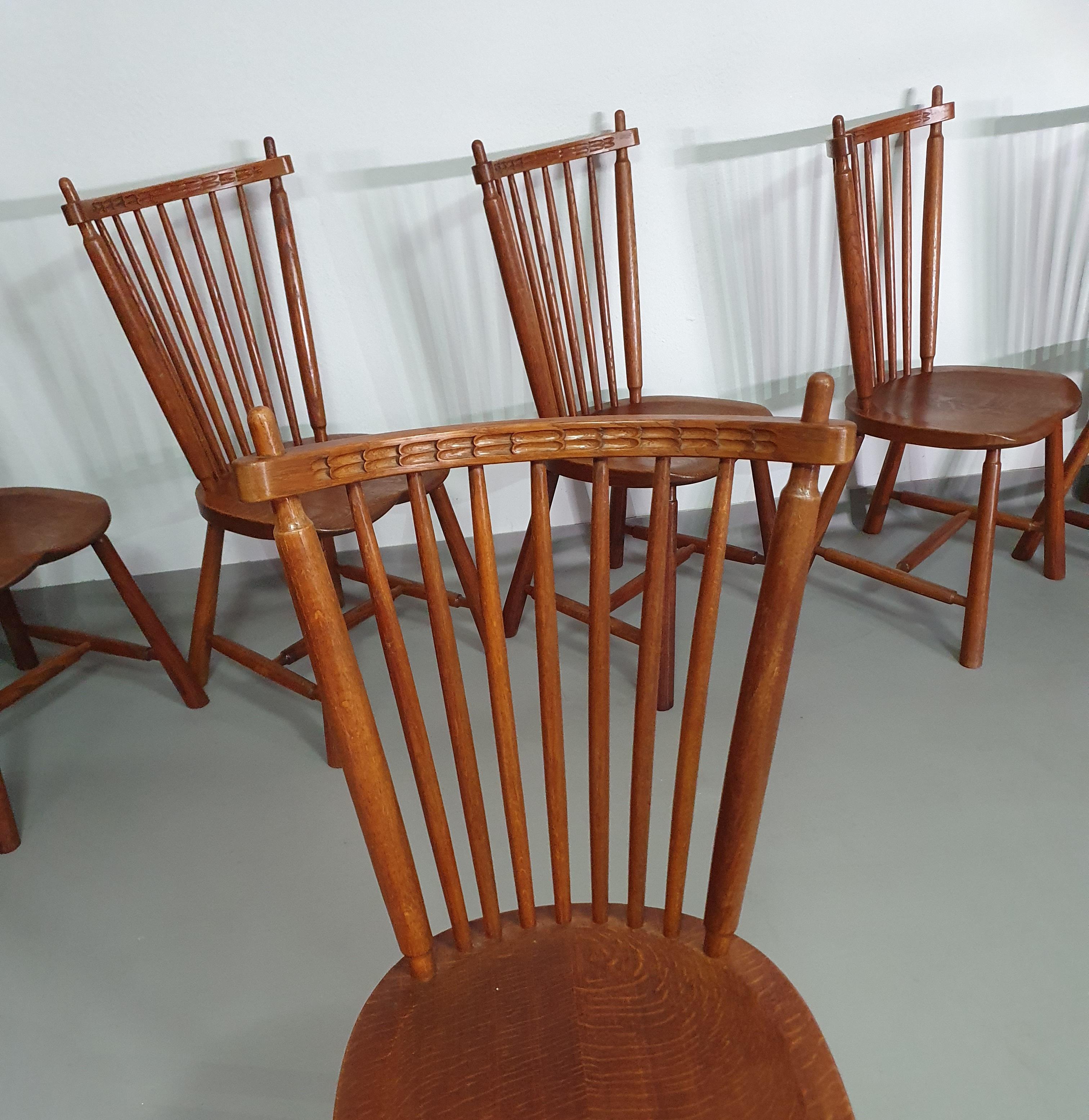 De Ster Gelderland Spindle Back dining chair 6 x in solid Oak.  For Sale 9