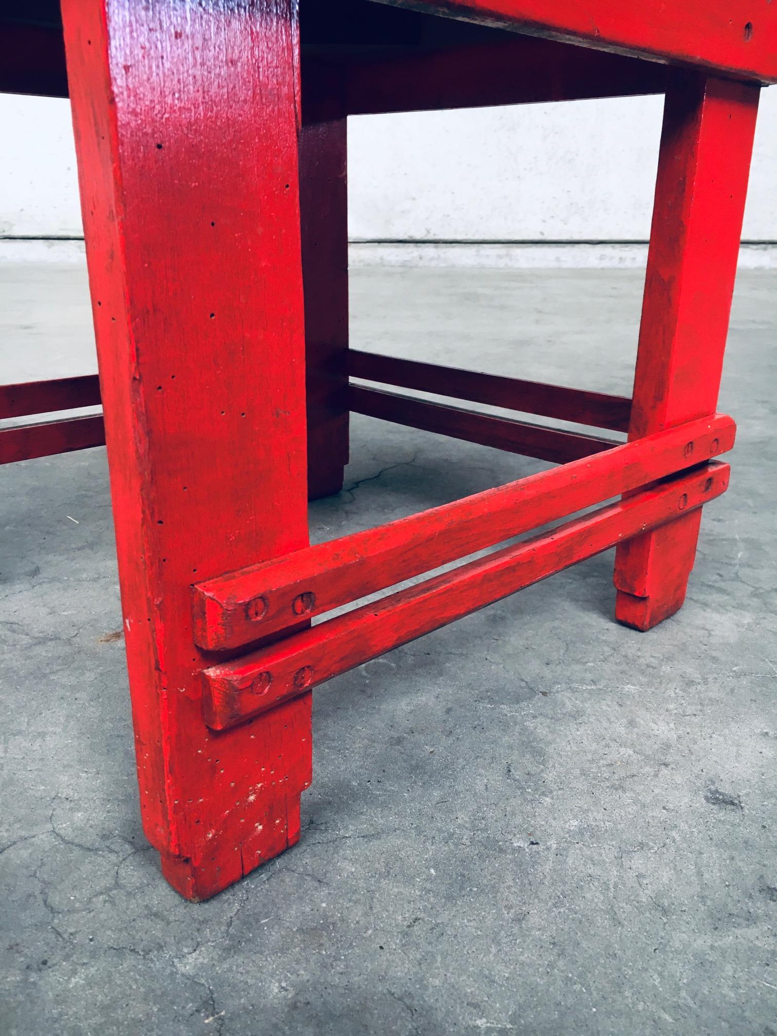 Chaise rouge du mouvement De Stijl attribuée à Jan Wils, Pays-Bas, années 1920 en vente 6