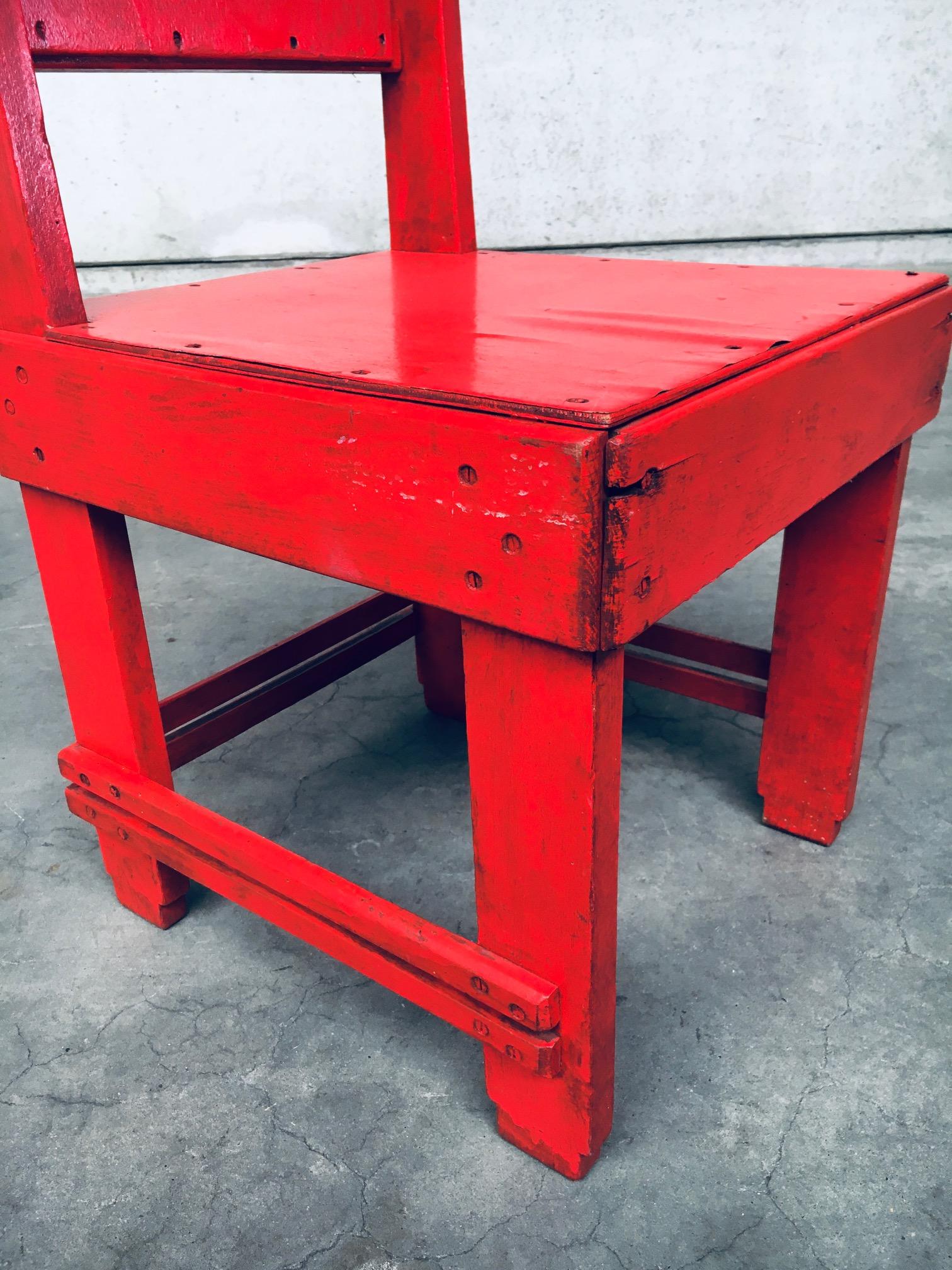 Chaise rouge du mouvement De Stijl attribuée à Jan Wils, Pays-Bas, années 1920 en vente 7