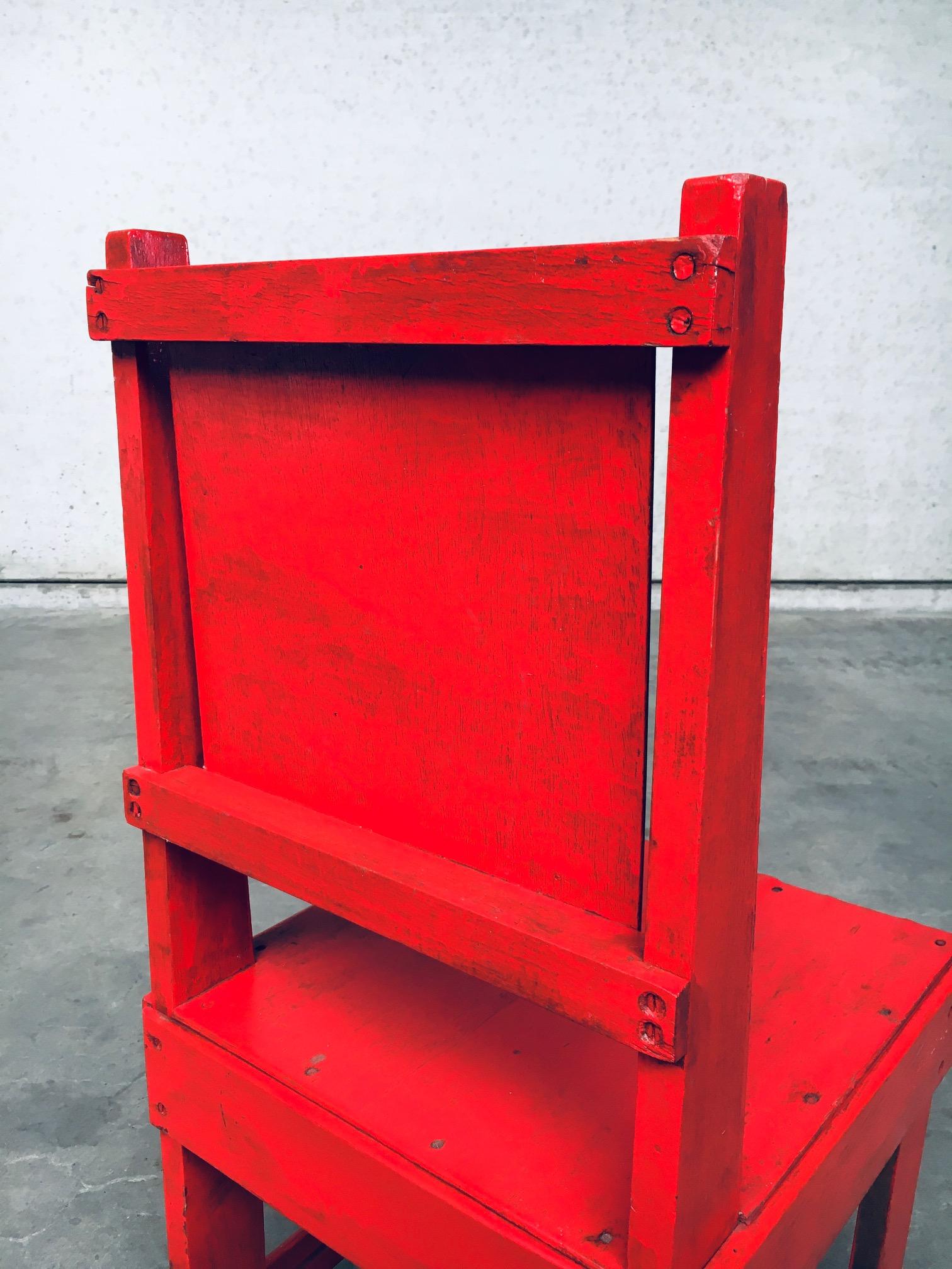 Chaise rouge du mouvement De Stijl attribuée à Jan Wils, Pays-Bas, années 1920 en vente 12