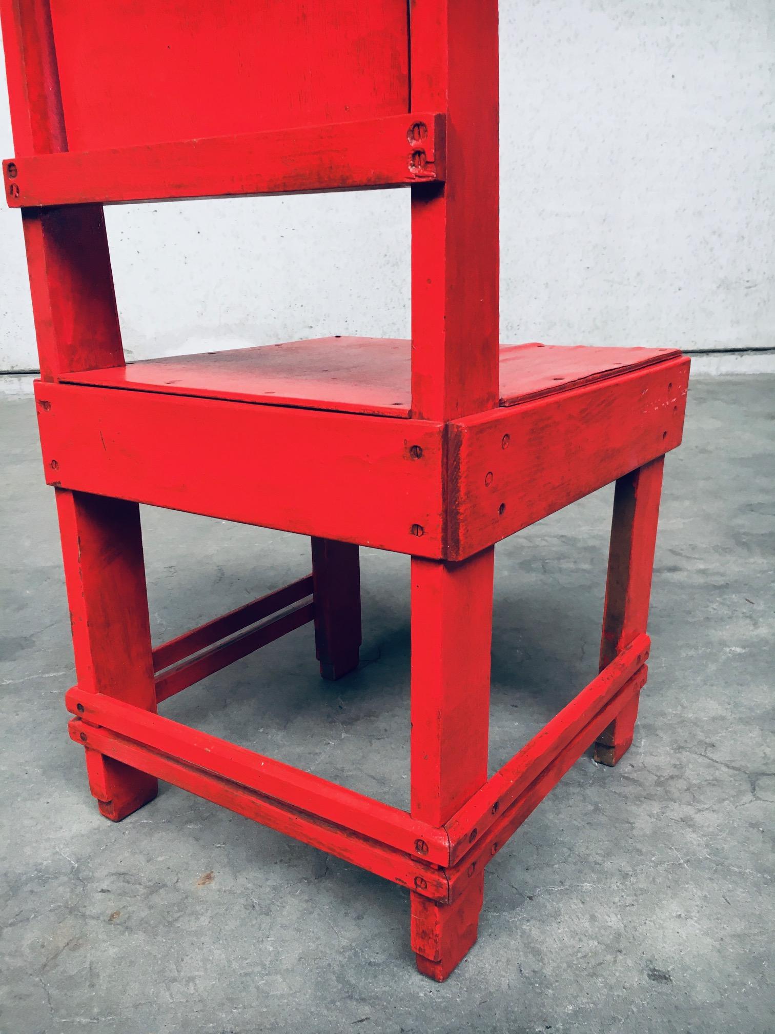 Chaise rouge du mouvement De Stijl attribuée à Jan Wils, Pays-Bas, années 1920 en vente 13
