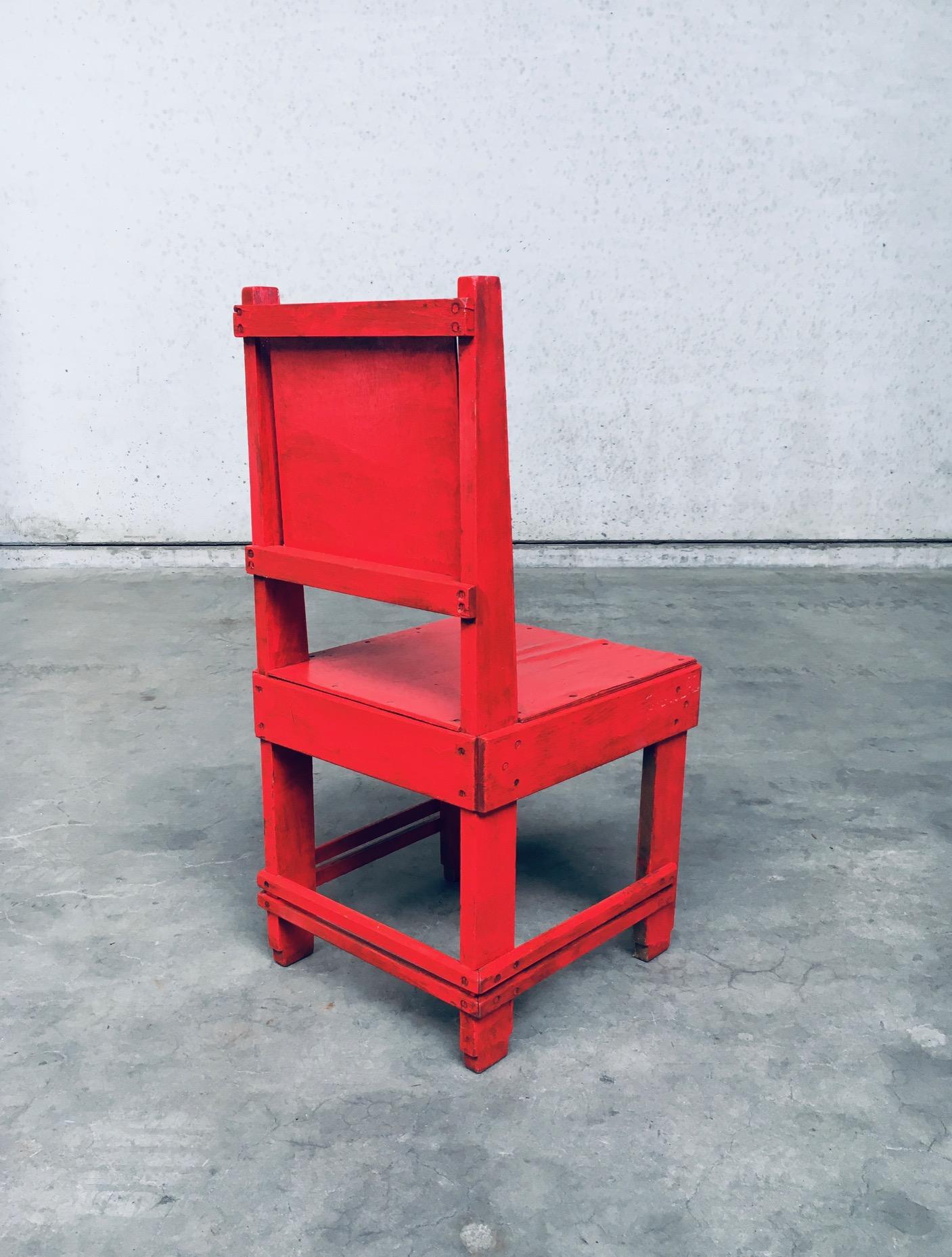 Chaise rouge du mouvement De Stijl attribuée à Jan Wils, Pays-Bas, années 1920 en vente 1
