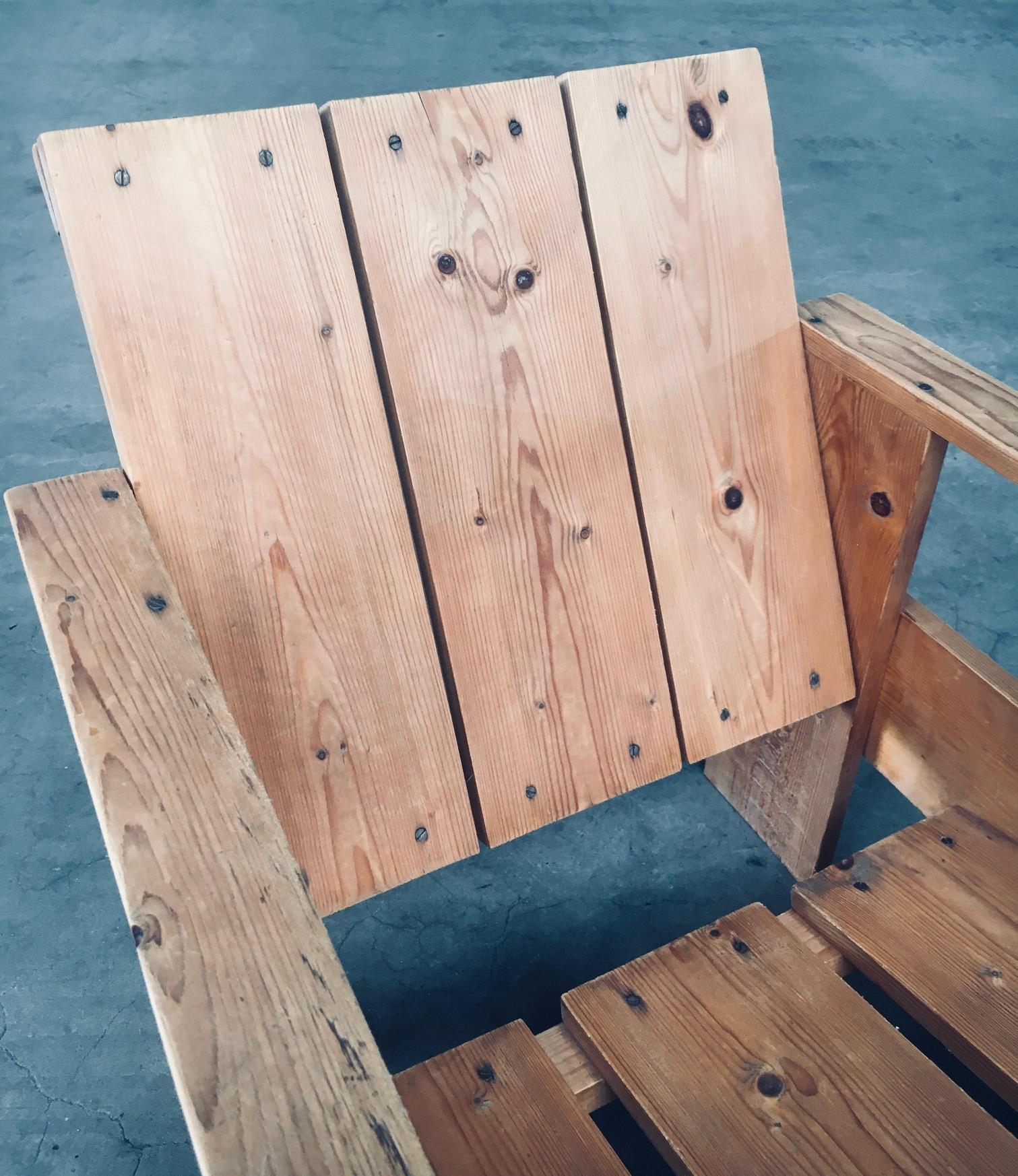 Niederländischer Kiefernholz- CRATE-Stuhl aus der De Stijl-Bewegung von Gerrit Rietveld im Angebot 8