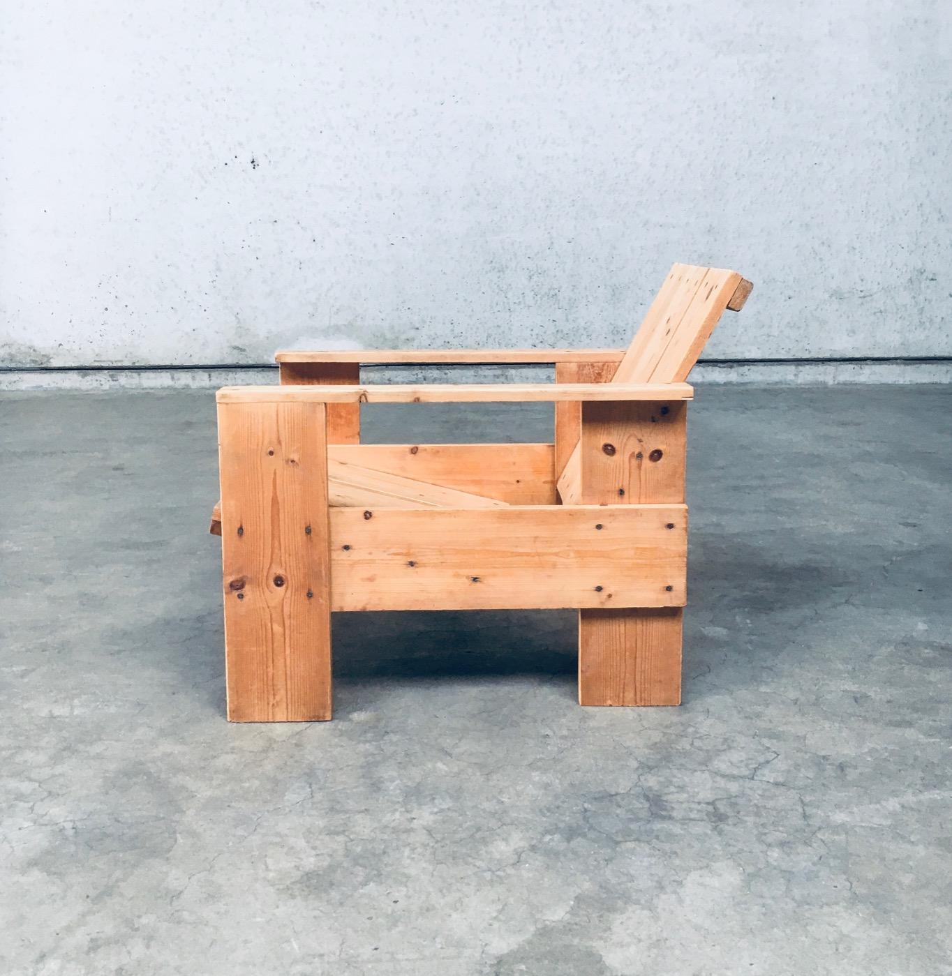 Niederländischer Kiefernholz- CRATE-Stuhl aus der De Stijl-Bewegung von Gerrit Rietveld im Angebot 4
