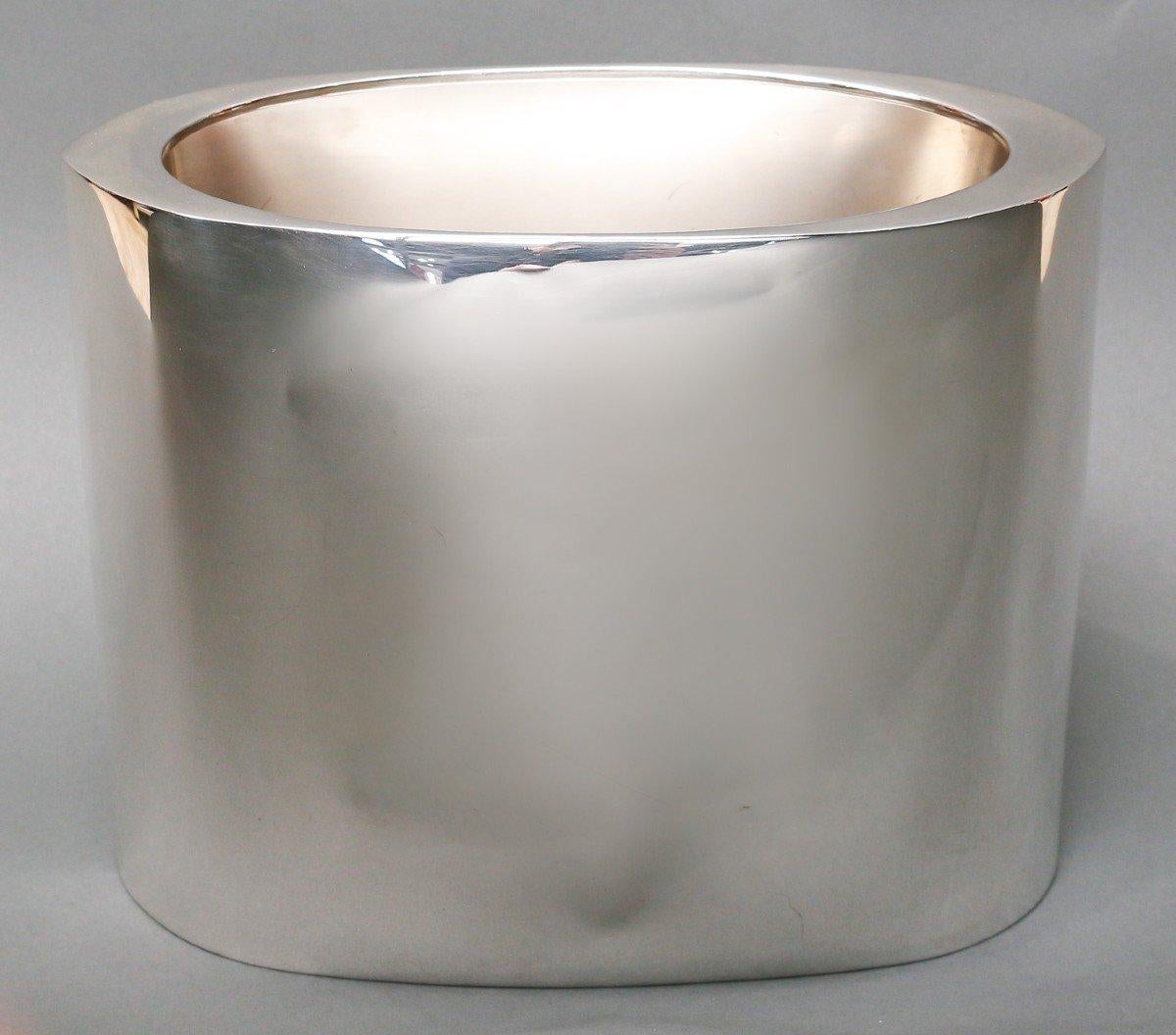 De Vecchi – Vase In Sterling Silver Italian Design 1970 For Sale 2