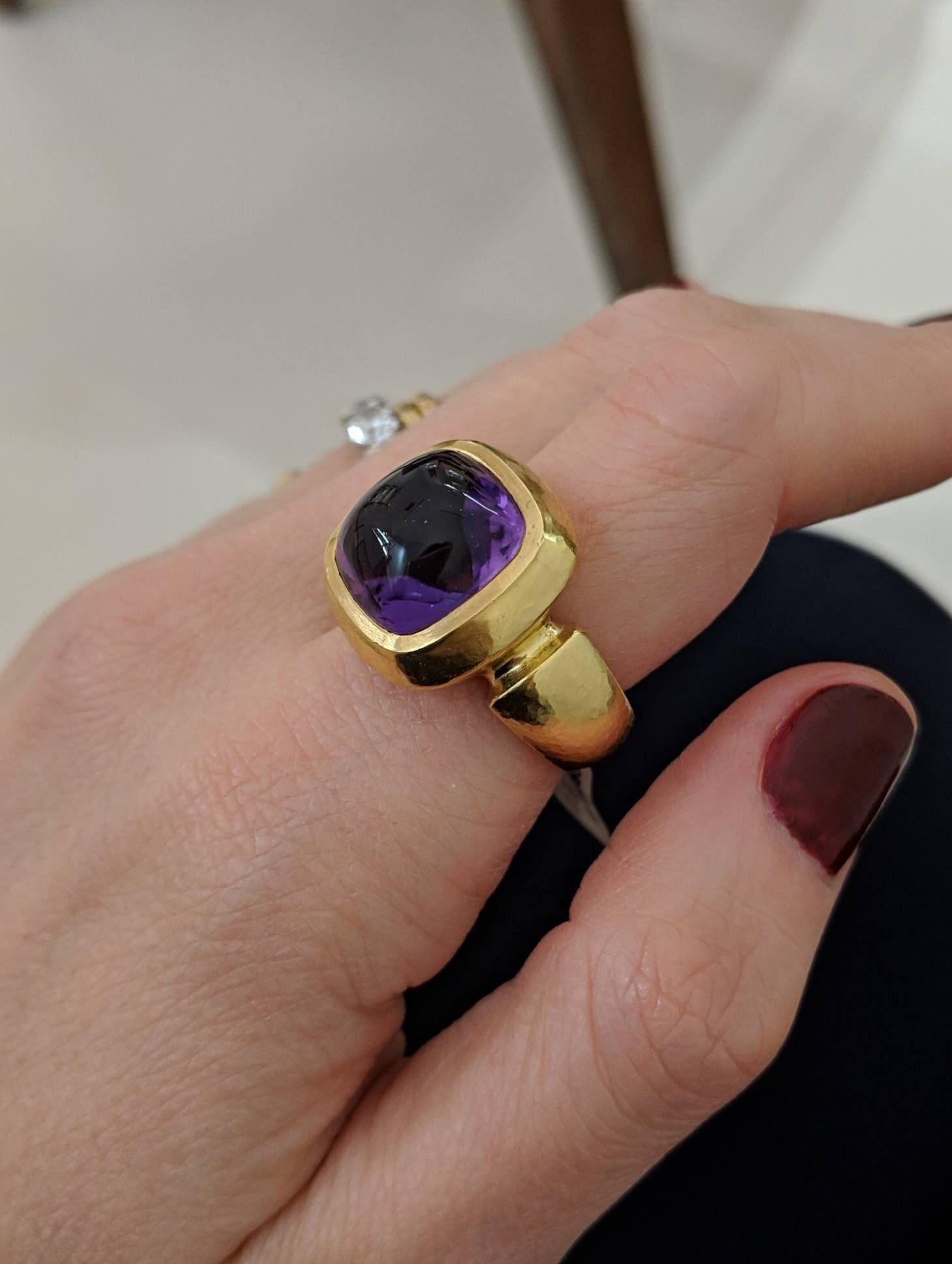 De Vroomen 18 Karat Yellow Gold and 10.10 Carat Amethyst Ring In New Condition For Sale In New York, NY