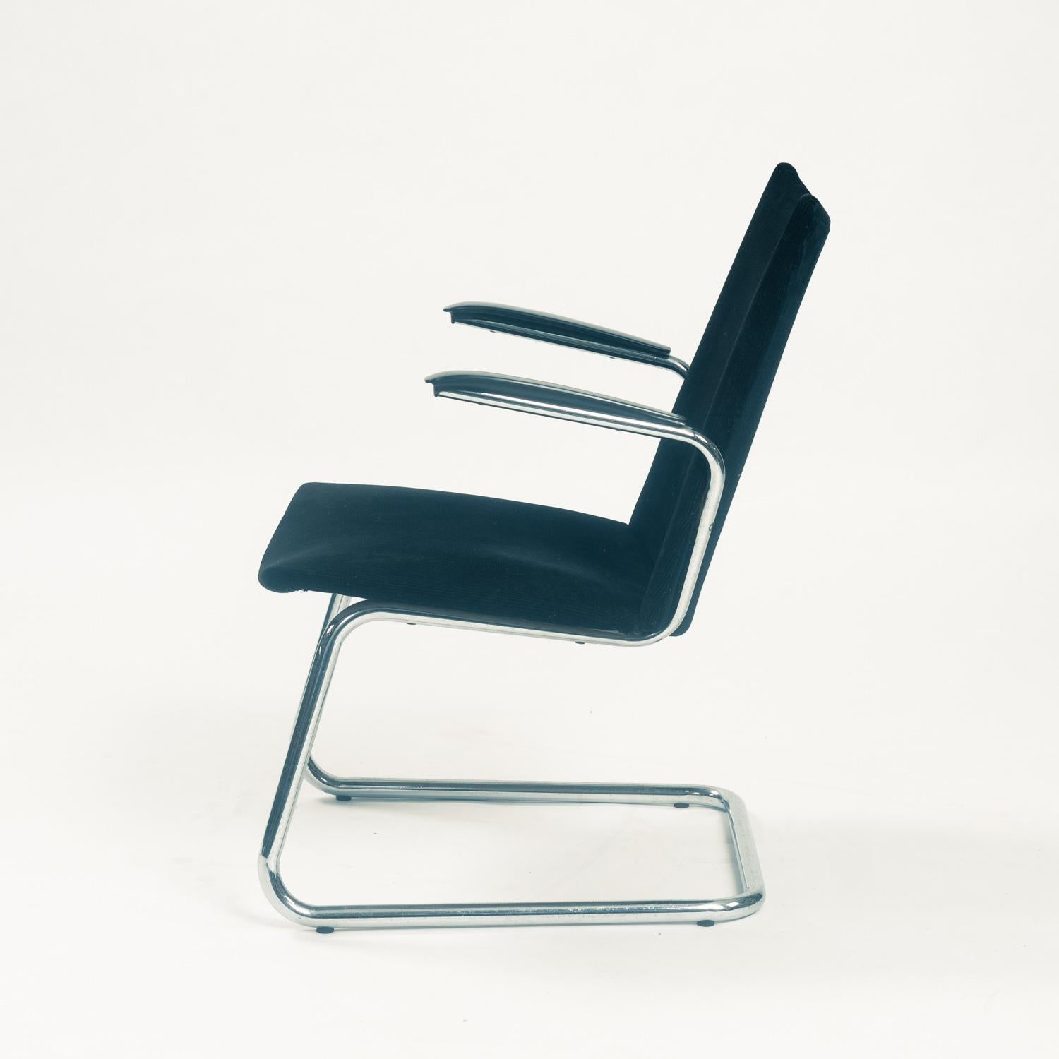 De Wit 4014 tubular steel Dutch lounge chair, The Netherlands 1950s For Sale 1