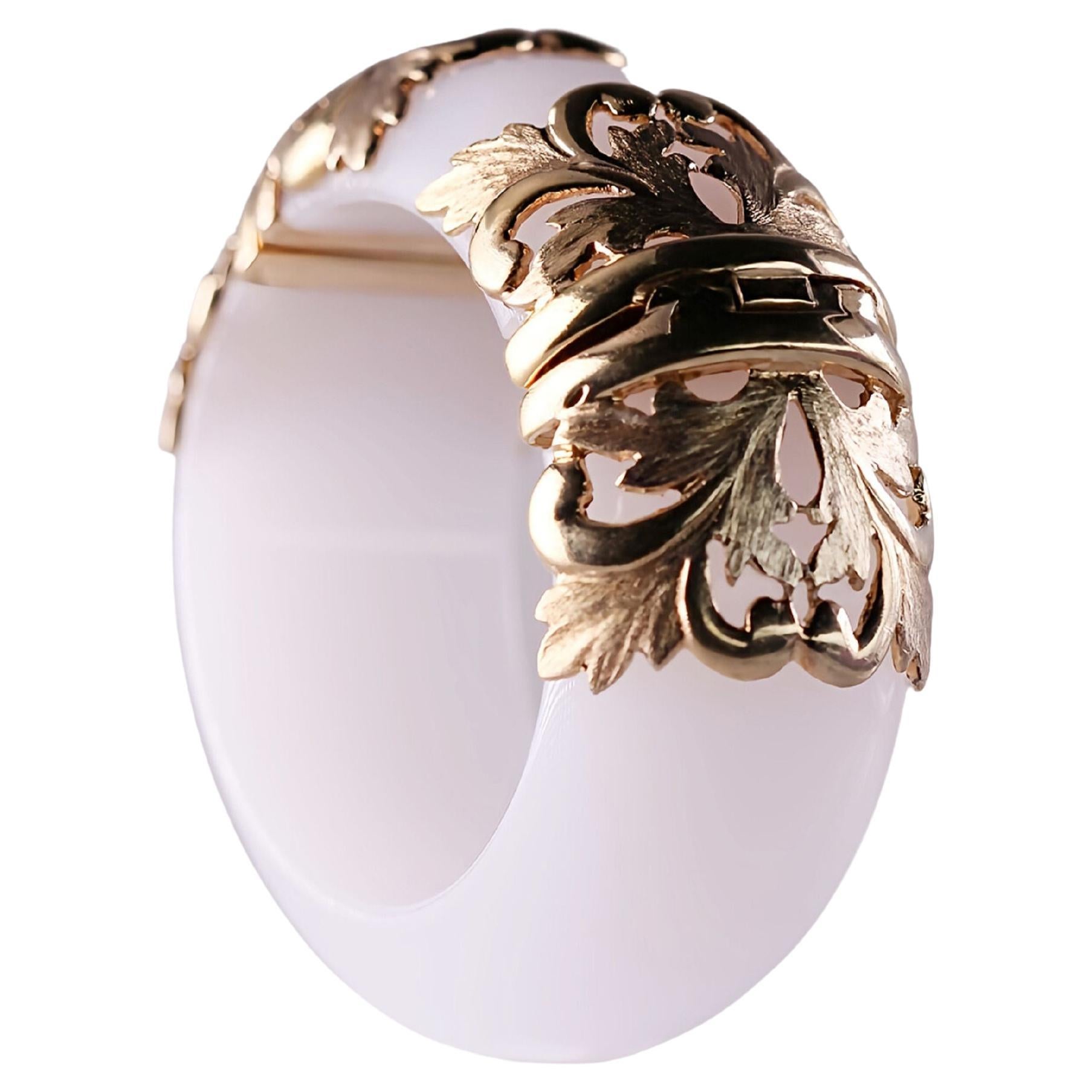 "Goddess Collection": Handcrafted Plexiglass Bracelet with Gold Plated Silver Leaves For Sale