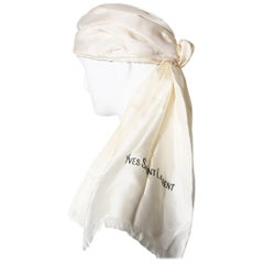 Dead-Stock 1960 Yves Saint Laurent Seide gemalt Name Side Knot Turban