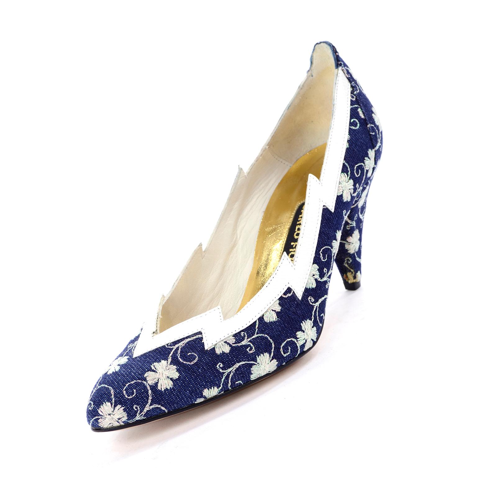 Women's Deadstock Carlo Fiori Navy Blue & White Embroidered Shoes Unworn Size 7B