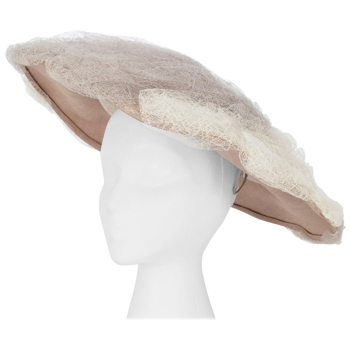 Deadstock Otto Lucas Oversized Taupe Net Mushroom Saucer Hat – One Size, 1955