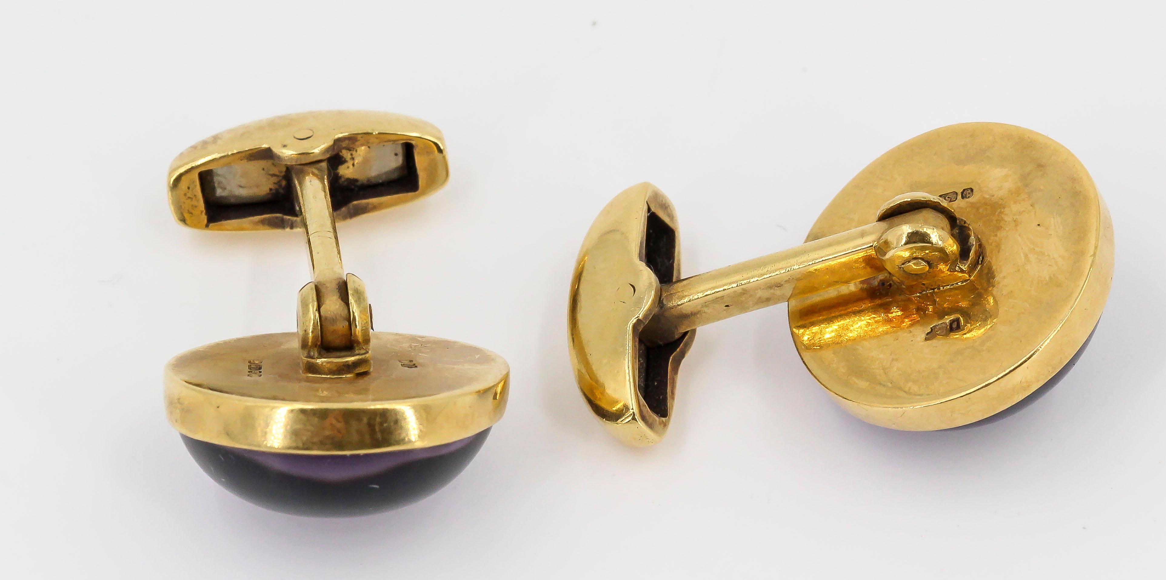 Deakin & Francis 18 Karat Gold Intaglio Frog Cufflinks In Good Condition In New York, NY