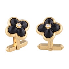 Deakin & Francis 18 Karat Gold Sugarloaf Onyx and Diamond Centre Cufflinks