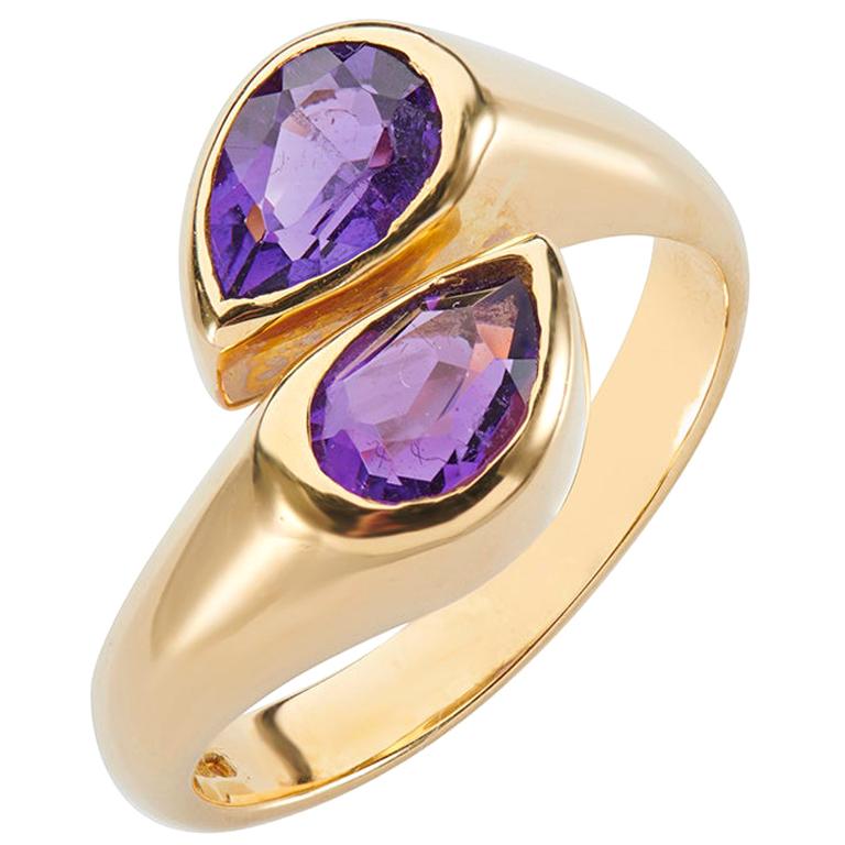 Deakin and Francis 18 Karat Yellow Gold Amethyst Ring For Sale at 1stDibs | gold  amethyst rings, amethyst rings gold, amethyst yellow gold ring