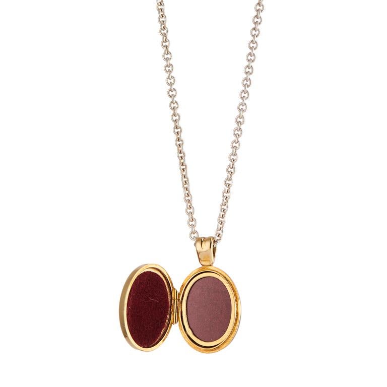 DEAKIN & FRANCIS, Piccadilly Arcade, London

Classic and timeless, lockets are a must have piece in all jewellery collections. This 18ct yellow gold royal blue and red enamel locket has been hand-enamelled by our expert enamellers. With a deep red