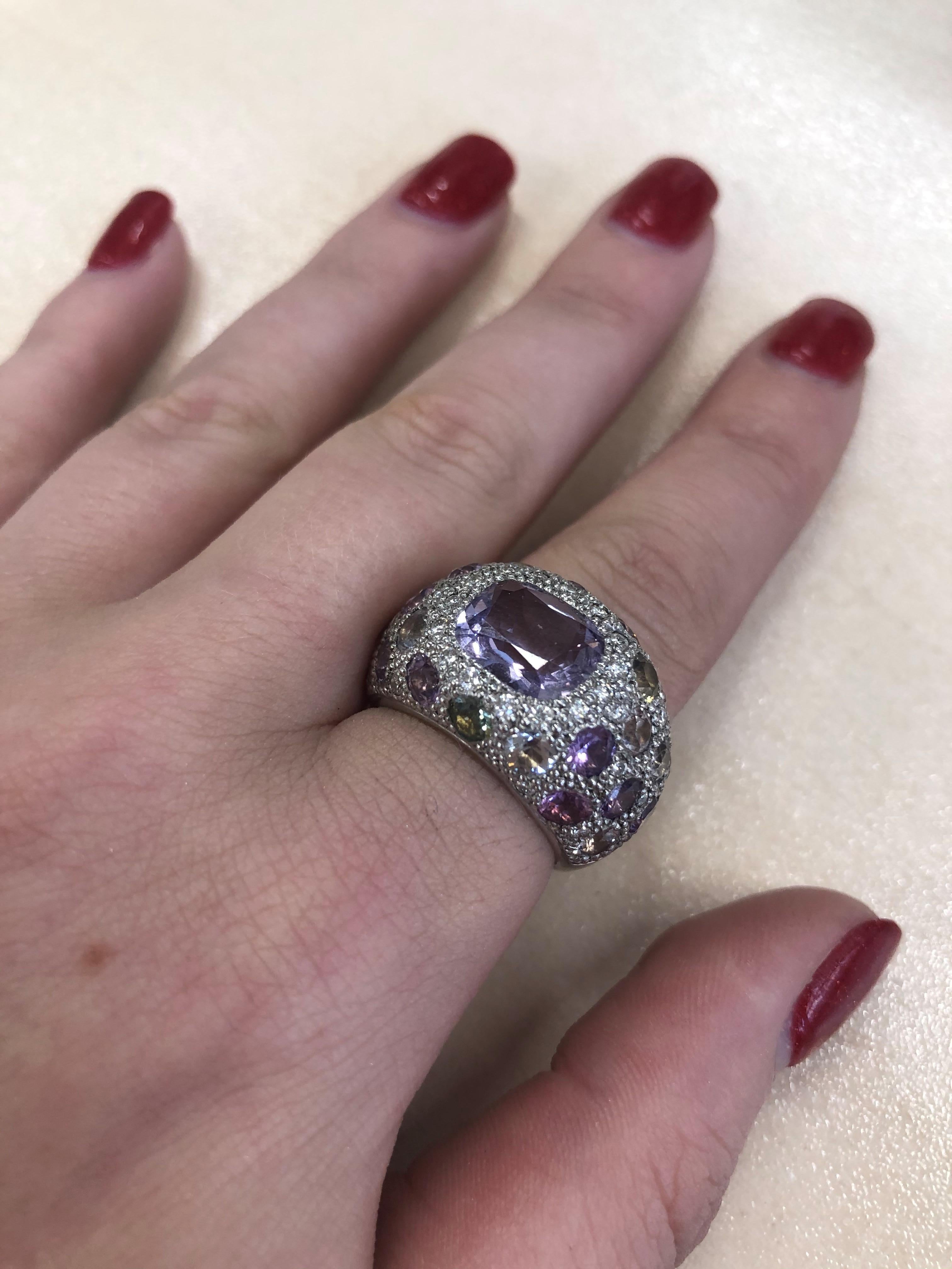 Contemporary Deakin & Francis 18 Karat White Gold Diamond and Kunzite Ring For Sale