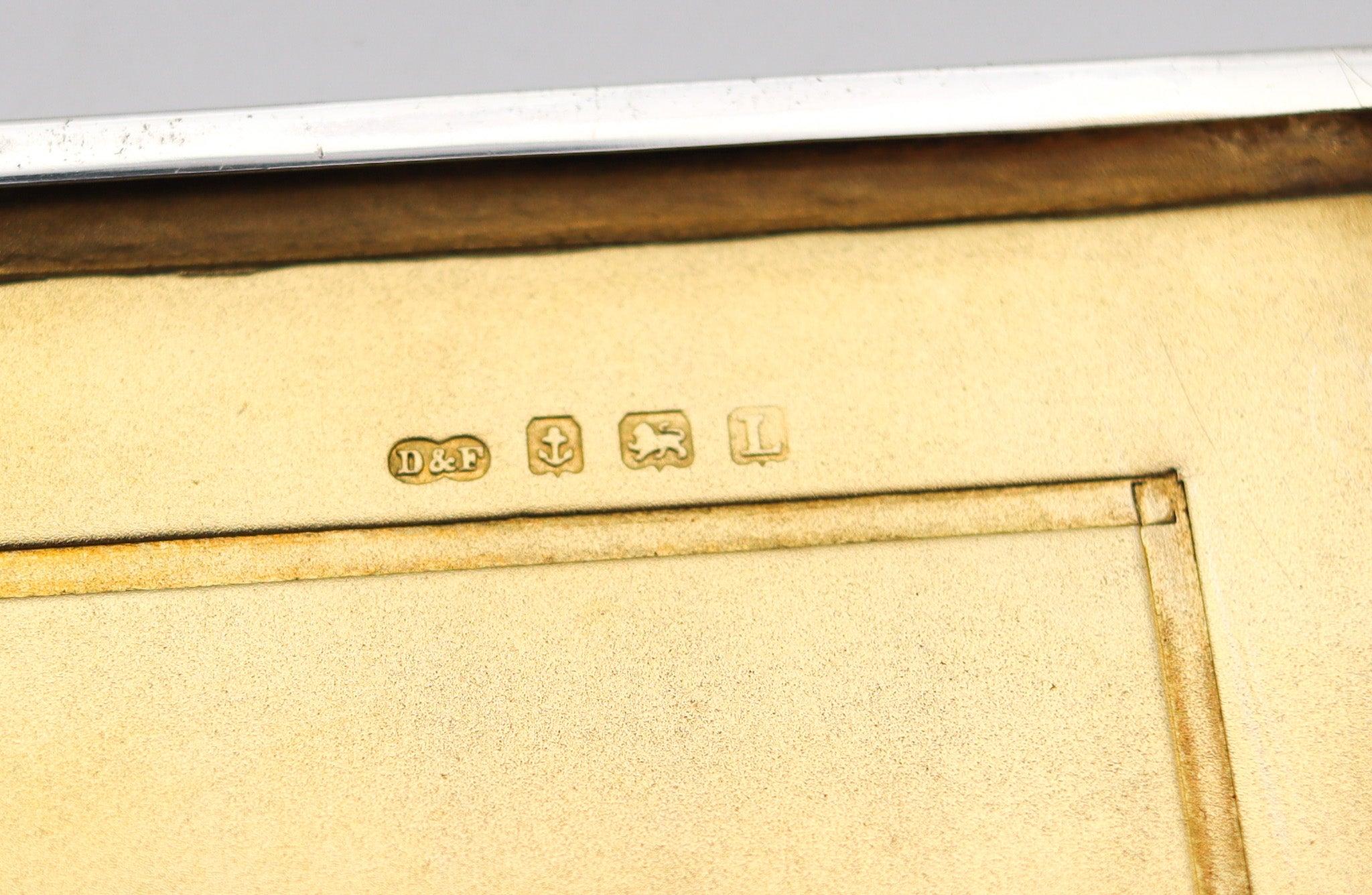 DEAKIN & FRANCIS 1935 Caja de esmalte verde guilloché de Birmingham en plata de ley 925 mediados del siglo XX en venta