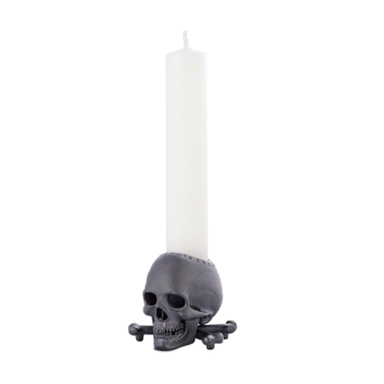 Contemporary Deakin & Francis Black Skull and Cross Bones Vesta/Candleholder