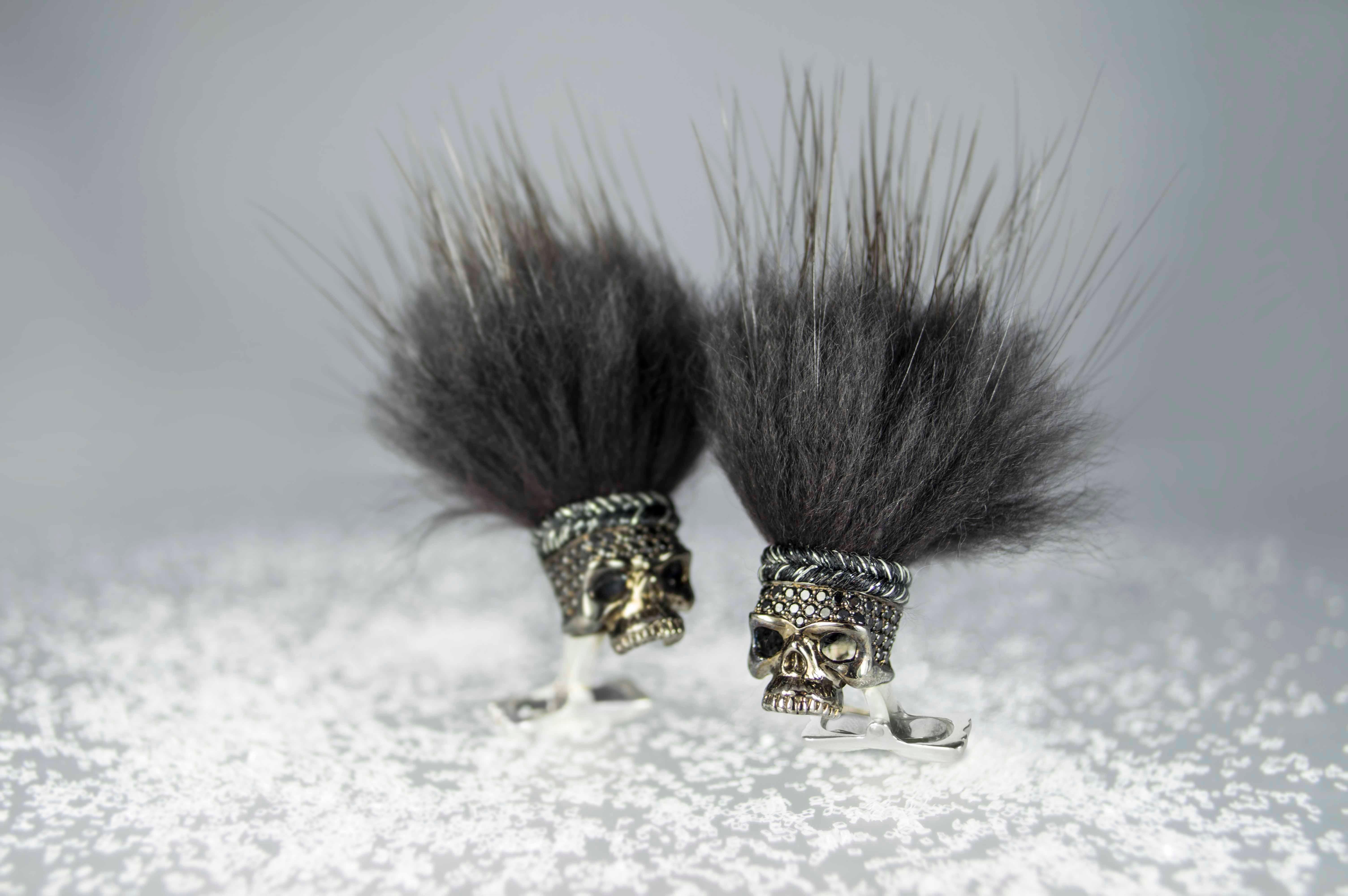 DEAKIN & FRANCIS, PICCADILLY ARCADE, LONDON.

Mysterious, bold and dazzling – these deep, dark cufflinks are not for the fainthearted!
Designed to astonish, these savage skull head cufflinks are made from sterling silver and encrusted with stunning