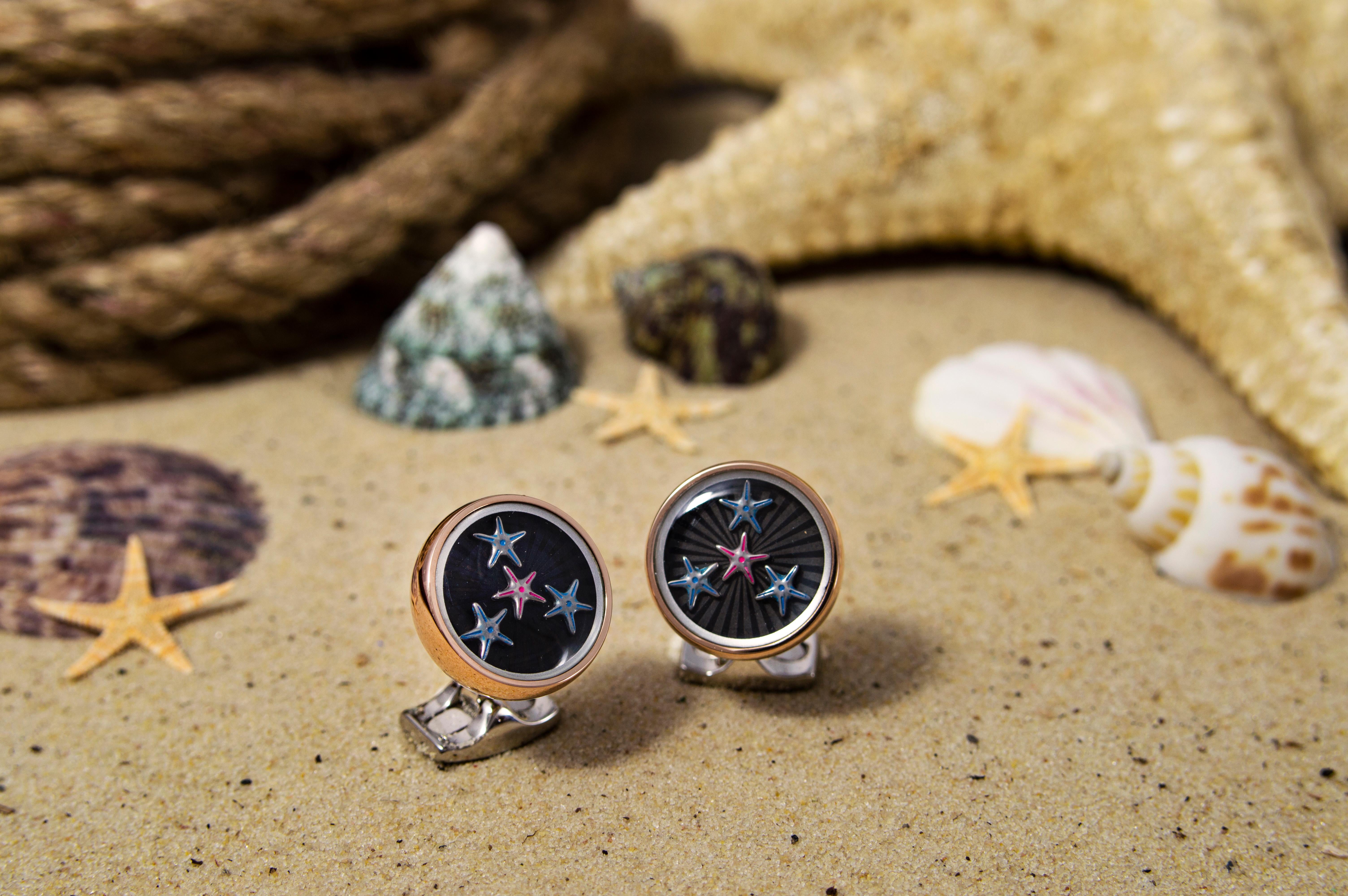 DEAKIN & FRANCIS, Piccadilly Arcade, London

Oh we do like to be beside the seaside – and even more so when sporting a pair of our nautical themed cufflinks!

With four brightly coloured starfish, set against a striking rich black inlay, these round