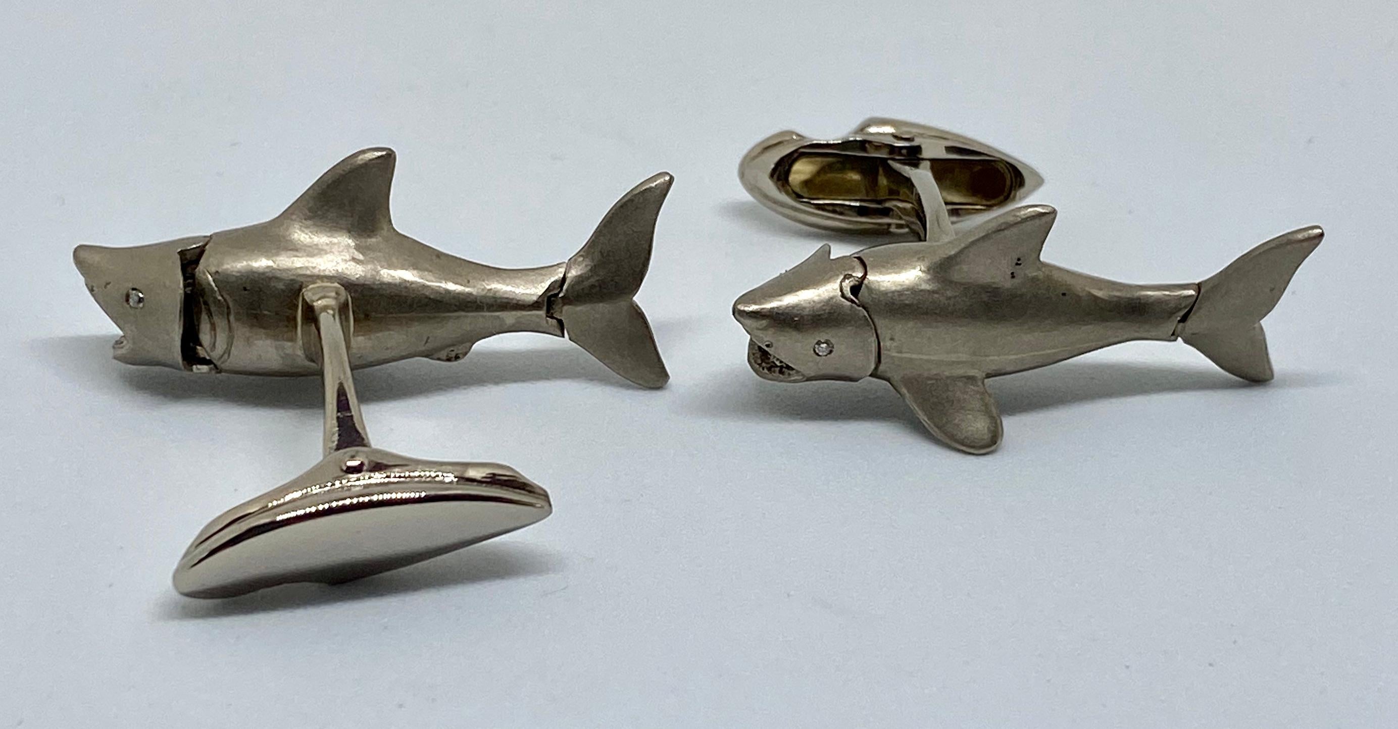 Contemporary Deakin & Francis Shark Cufflinks in 18 Karat White Gold with Diamond Eyes For Sale