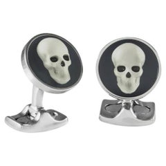 Deakin & Francis Skull Cameo