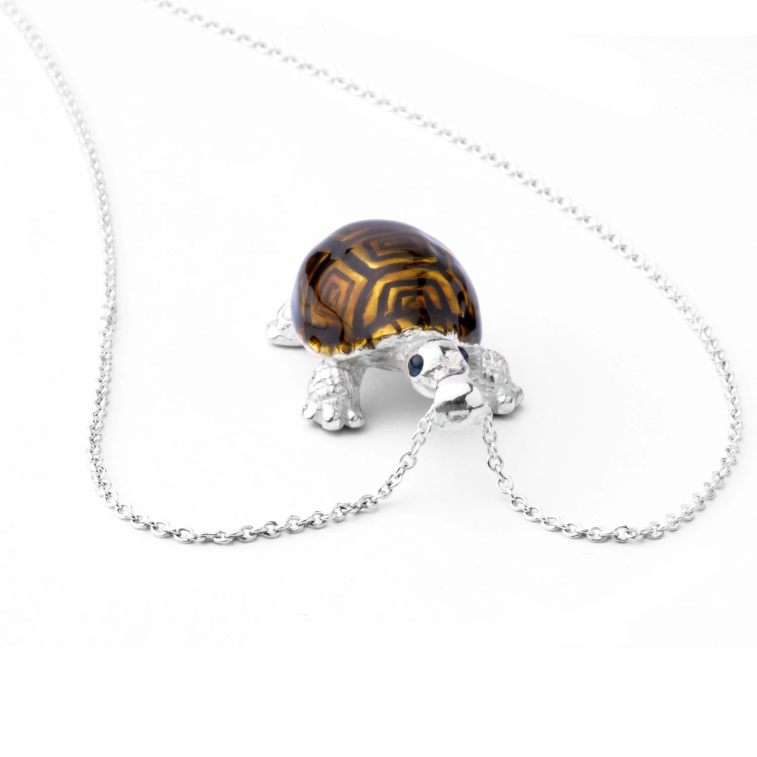 Deakin & Francis Sterling Silver Brown Tortoise Pendant In New Condition For Sale In Birmingham, West Midlands