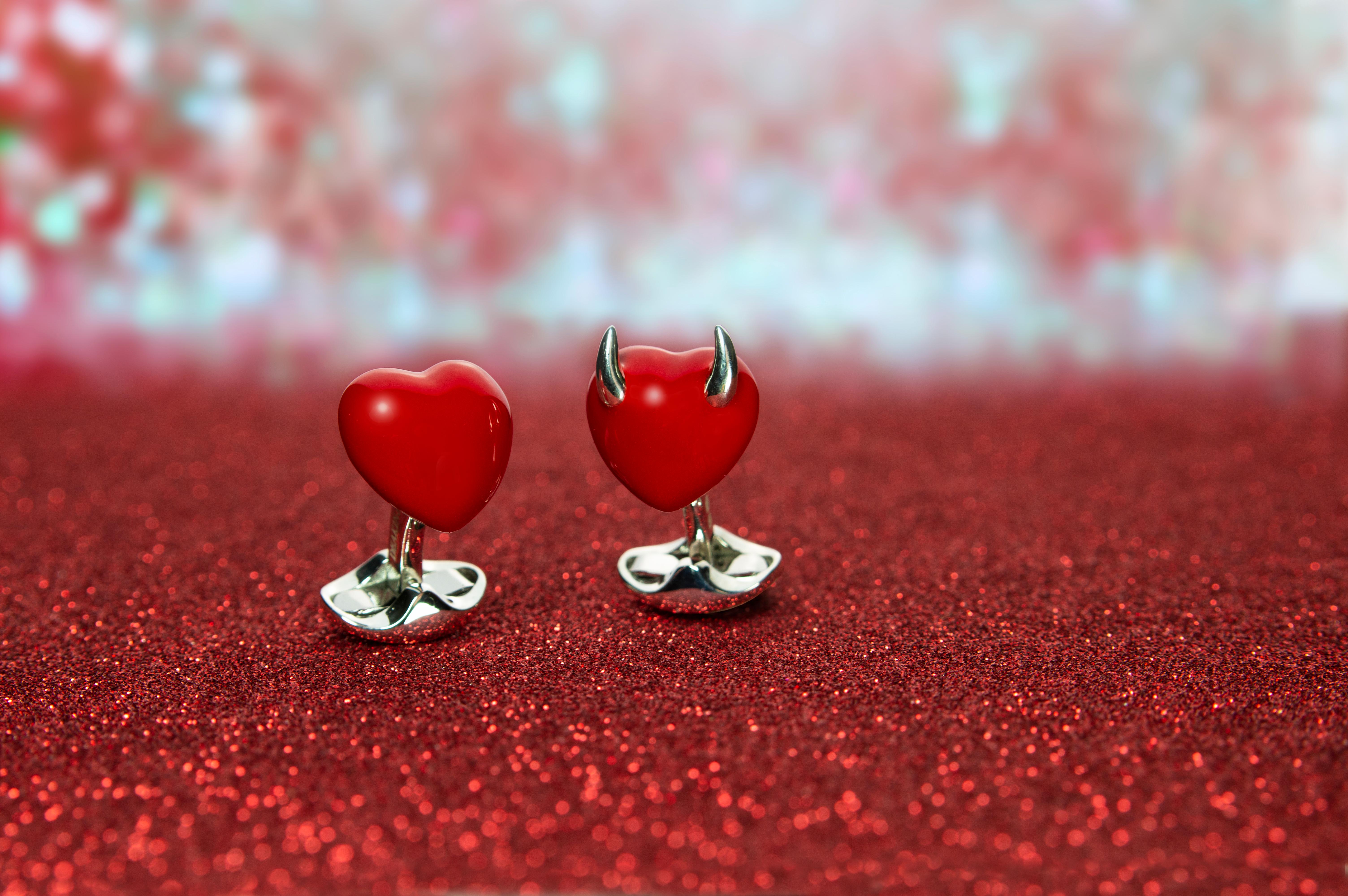 DEAKIN & FRANCIS, Piccadilly Arcade, London

Whether he's the king of your heart or a naughty devil, these good and bad heart cufflinks are perfect for gentlemen with a cheeky side!

Hand-enamelled in a vibrant red, these cufflinks are sure to stand