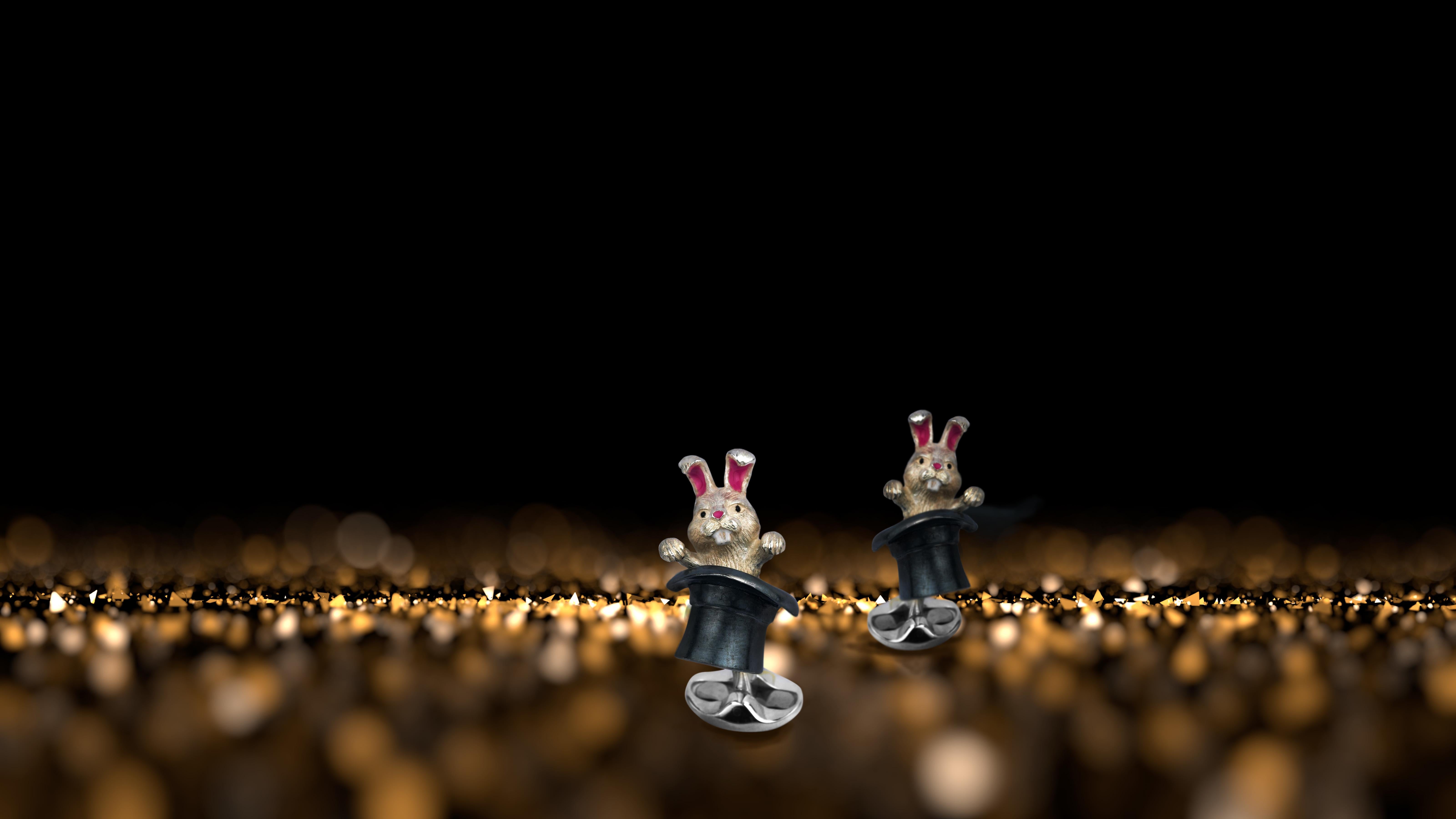 DEAKIN & FRANCIS, Piccadilly Arcade, London

These marvellously magical sterling silver Rabbit in Hat cufflinks will magic up wonders on your shirt cuffs.

These 'magical' rabbit in hat cufflinks possess a mystic feature that allows the rabbit to