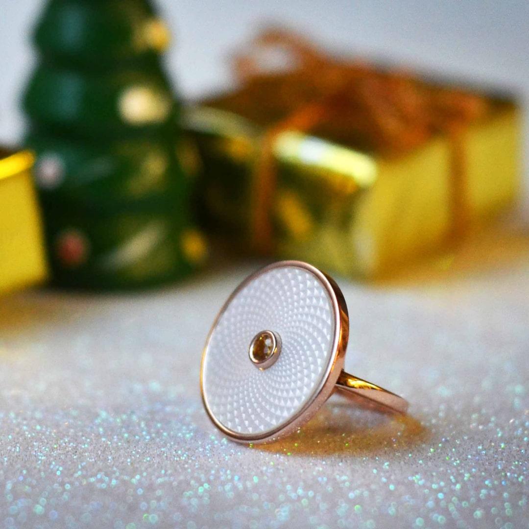 DEAKIN & FRANCIS, Piccadilly Arcade, London

Capture your dreams with our alluring Dreamcatcher Collection; choose from our array of beautiful pendants, rings and earrings each containing a shimmery, precision cut piece of mother-of-pearl and