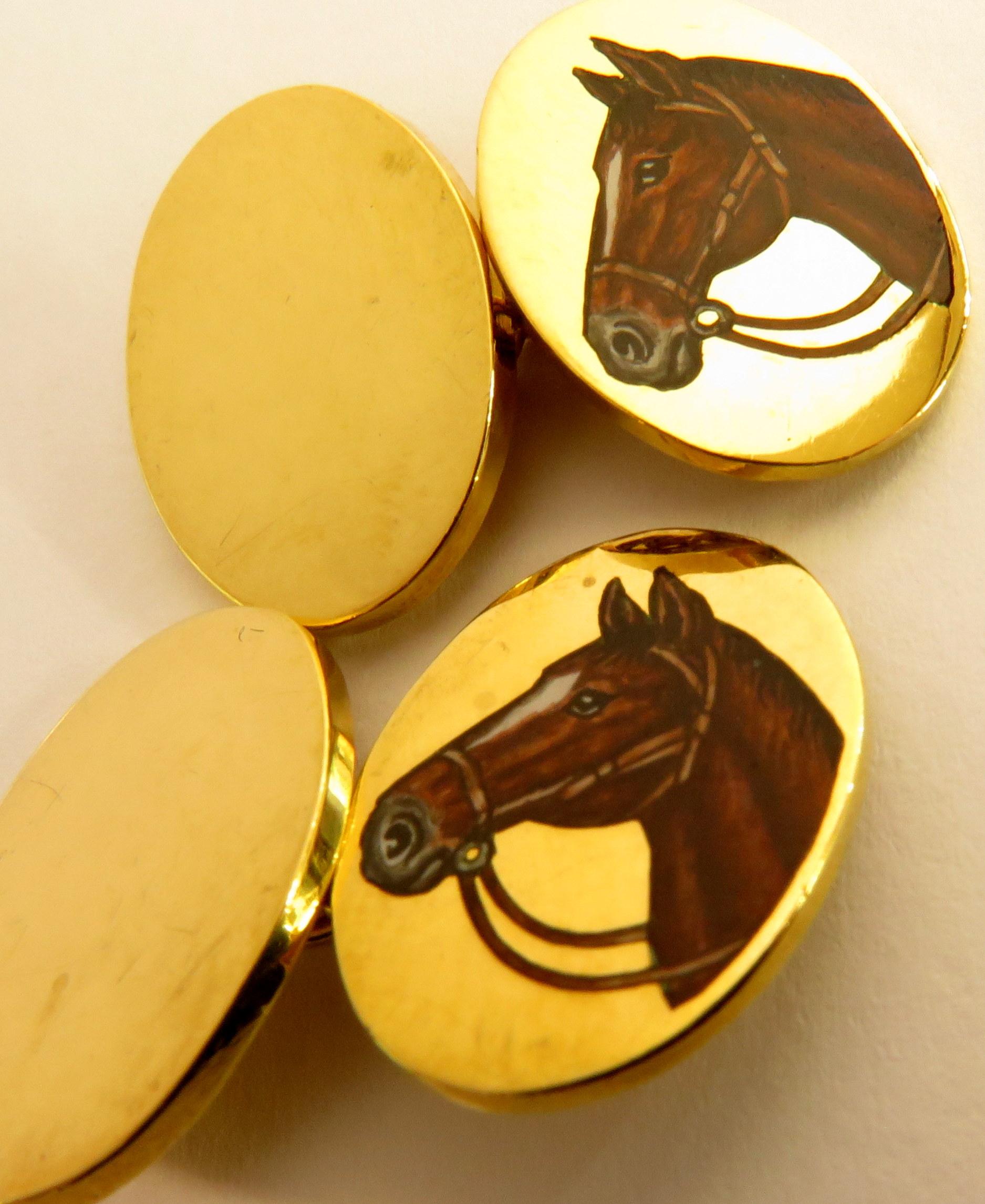 Deakin & Francis Superbly Enameled 18 Karat Horse Head Double Sided Cufflinks In Good Condition For Sale In Palm Beach, FL