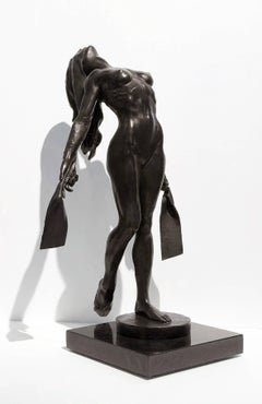 The Powerful Hermanas: Elizabeth, Bronze Sculpture