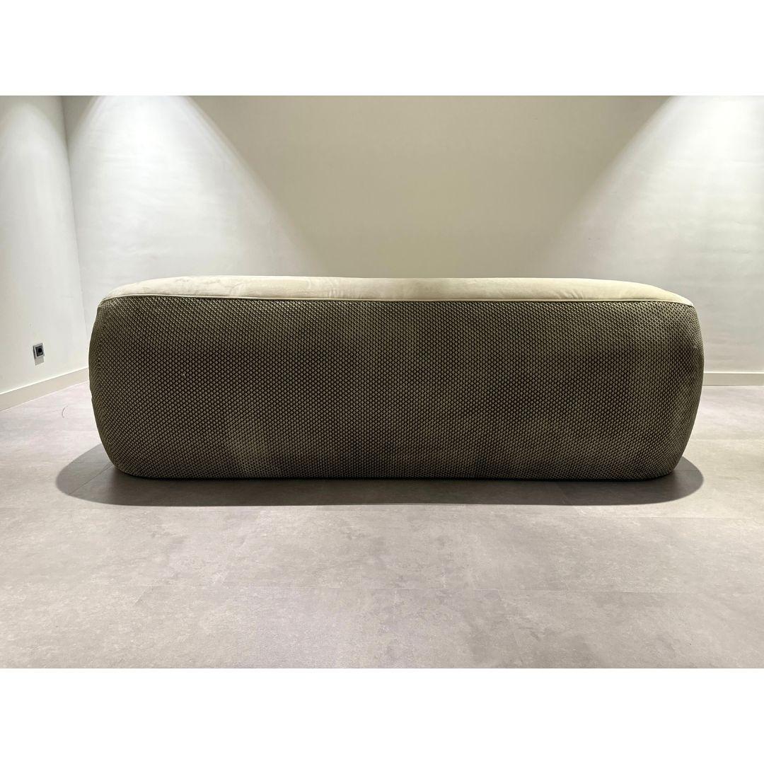 Canapé moderne Dean, disponible maintenant Neuf - En vente à Frazão, Porto