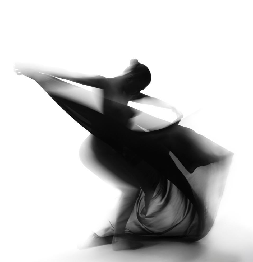 Deana Nastic Figurative Photograph - Dancer I