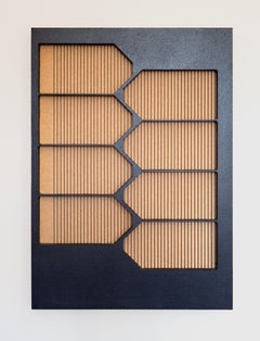 „CNC 28“ Wandskulptur – hellbraun, Holz, Modernismus, Mid-Century Modern, schwarz, mdf