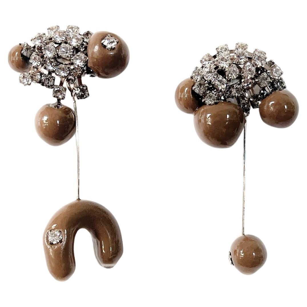 Orecchini con charm di cristallo DEAR MOM in vendita