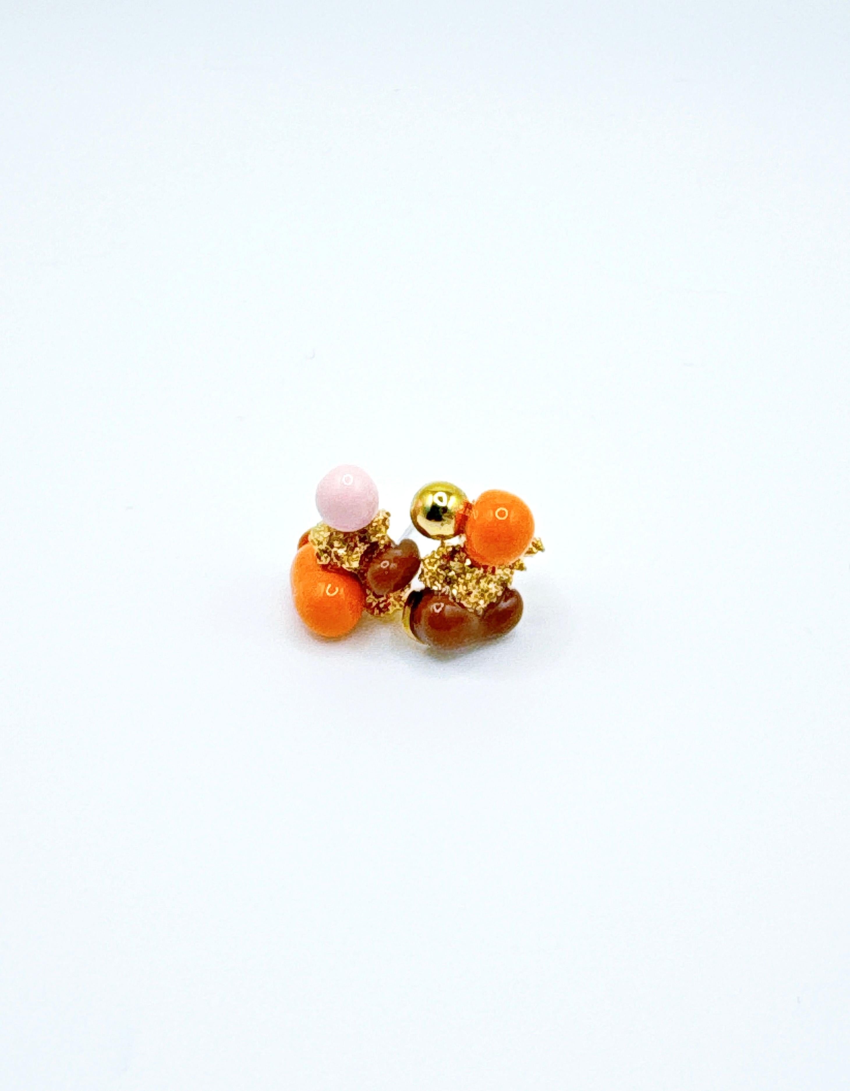 Work Serial No. 1110301235032

New Special Edition of ‘Dear’ in 2024. 

This story is about being grateful and thinking about the people you’ve shared some of your best memories with.

*POST EARRING SET

Each Object is One-Of-A-Kind and given each