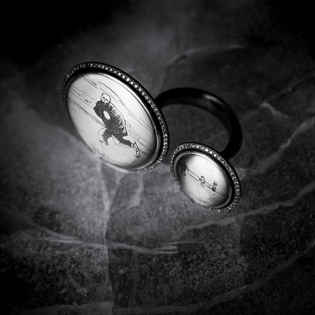 En venta: Death on Skates skull Ring in Platinum, Silver, Rock Crystal and Diamonds  4