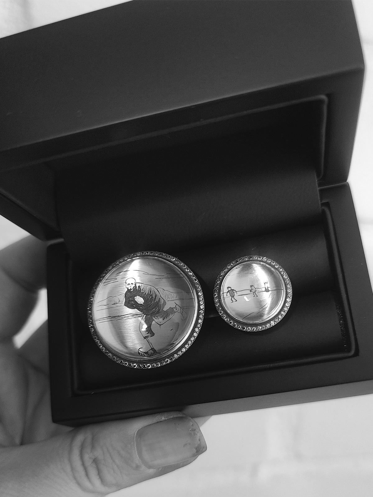 En venta: Death on Skates skull Ring in Platinum, Silver, Rock Crystal and Diamonds  7