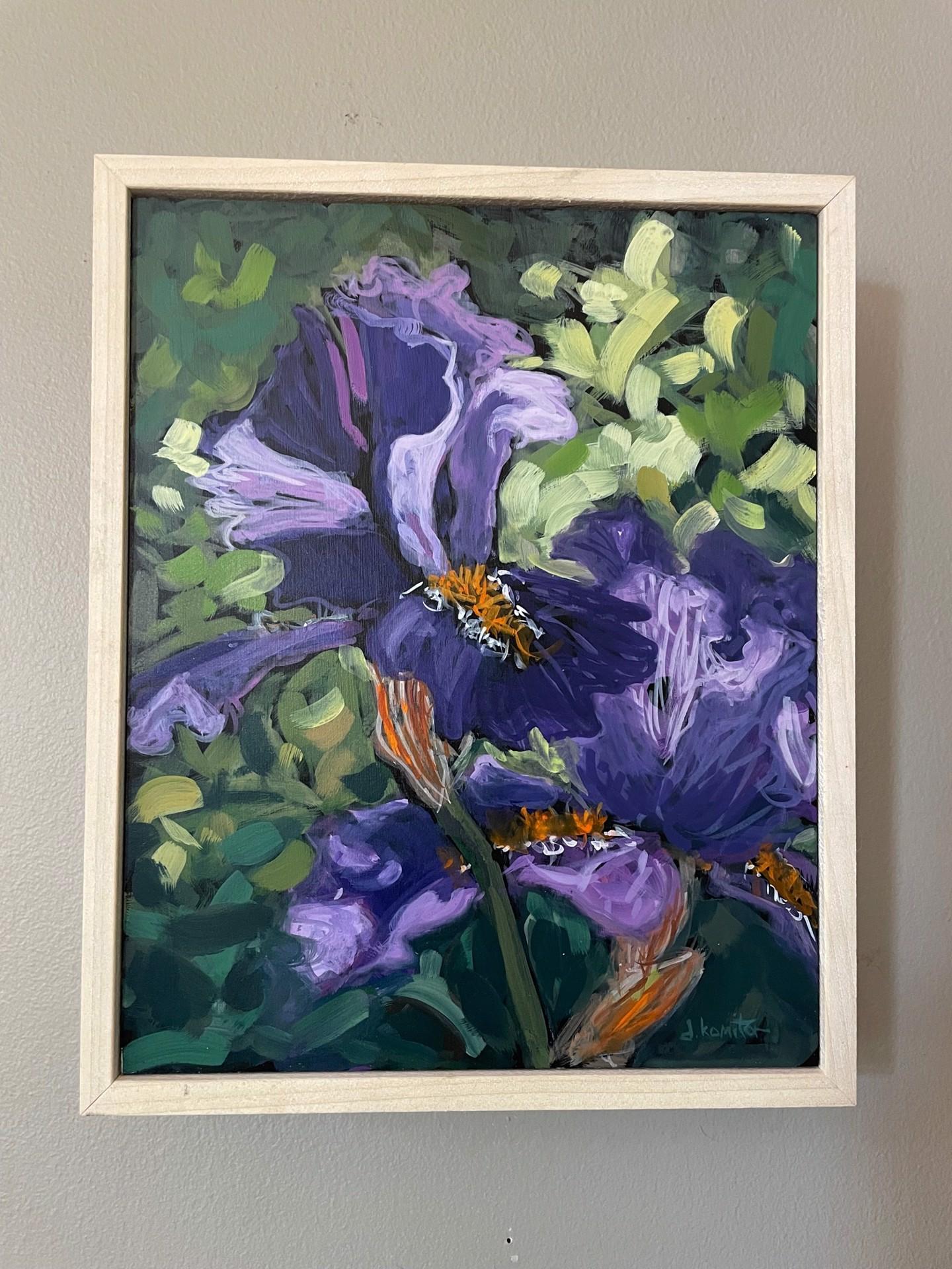 Backyard Iris - Painting by Deb Komitor