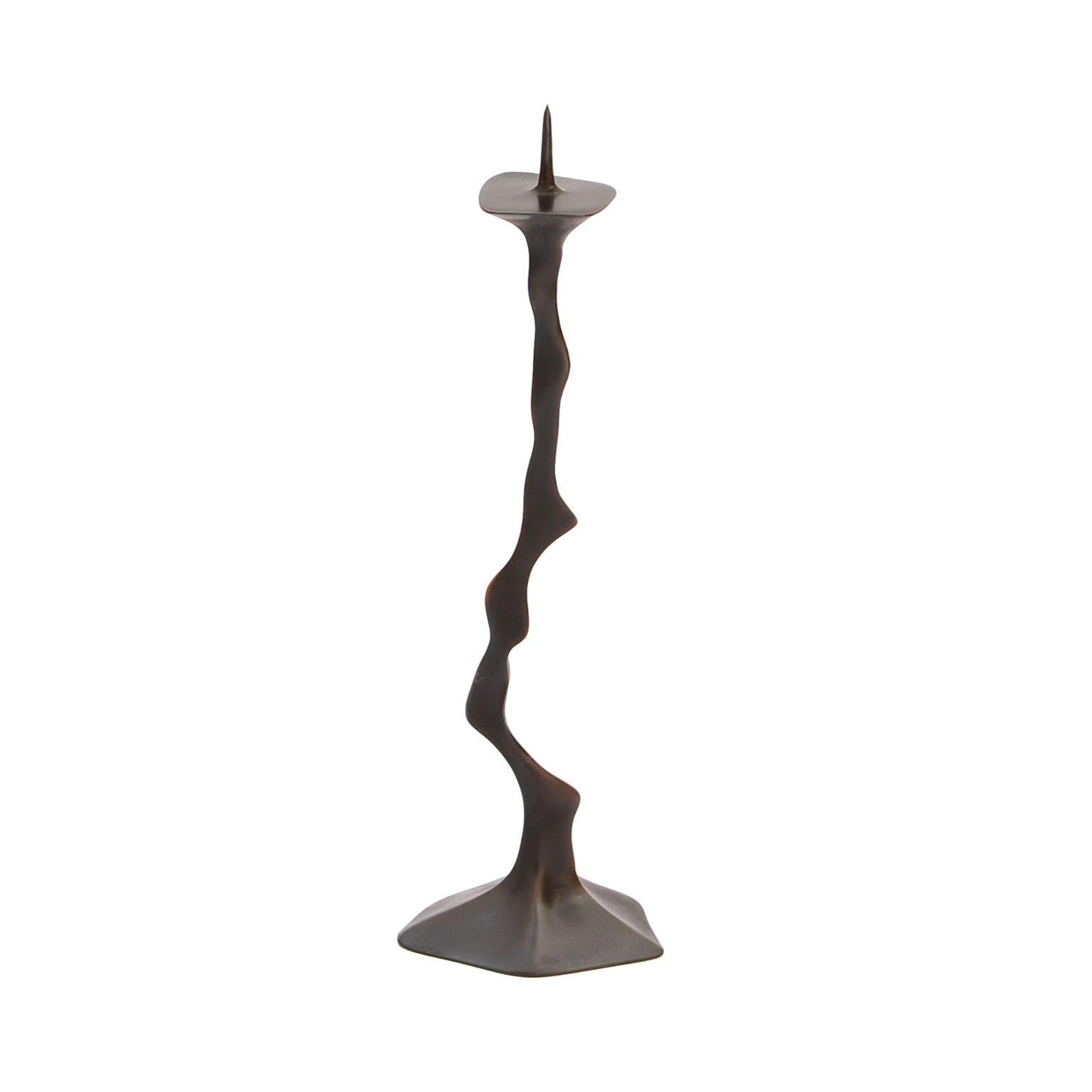 Debbie candlestick by Fakasaka Design
Dimensions: W 6 cm D 5 cm H 24 cm each.
Materials: dark bronze.
Also available in polished bronze.

 FAKASAKA is a design company focused on production of high-end furniture, lighting, decorative objects,