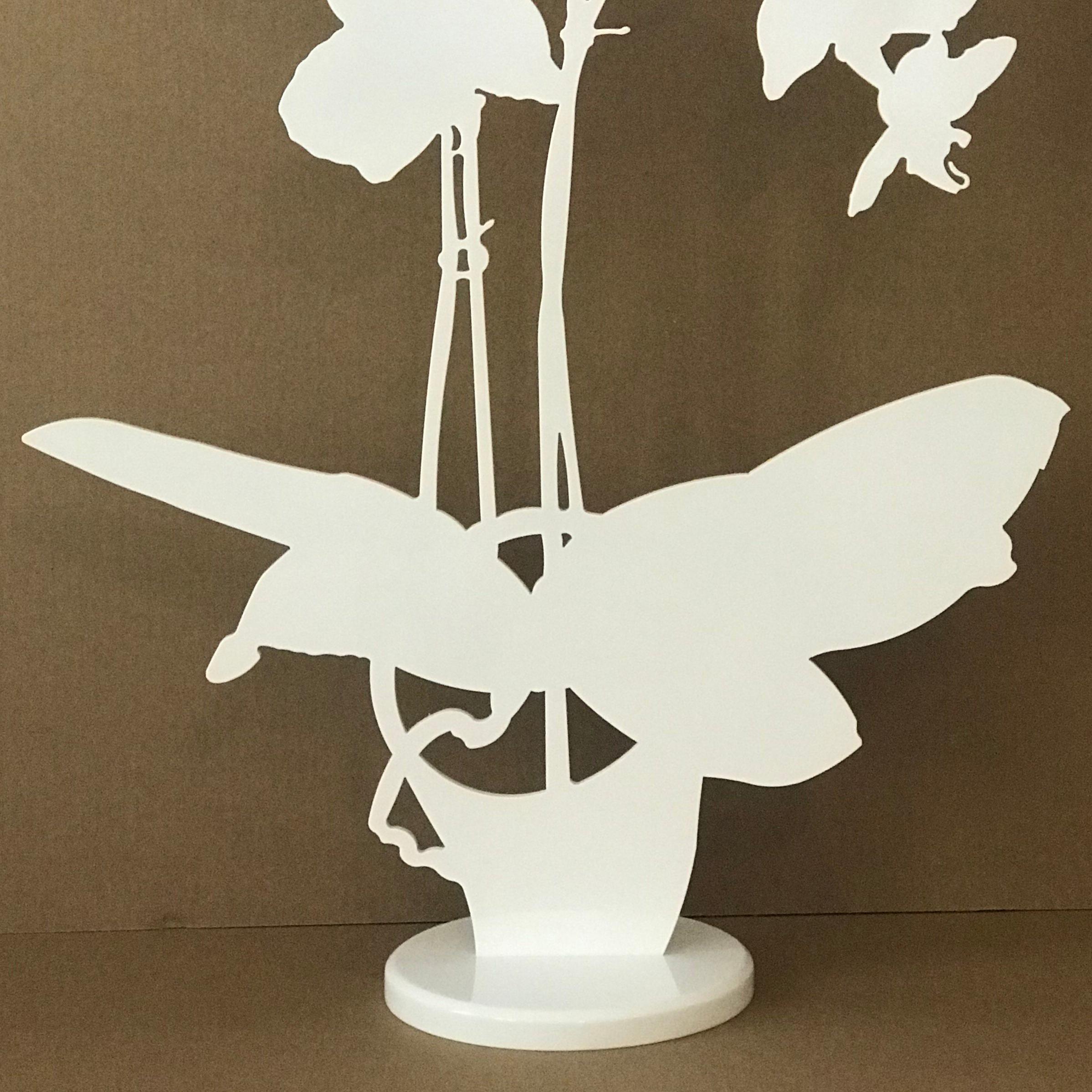 Brandy's Orchid (white) - Contemporary Sculpture by Debbie Carfagno