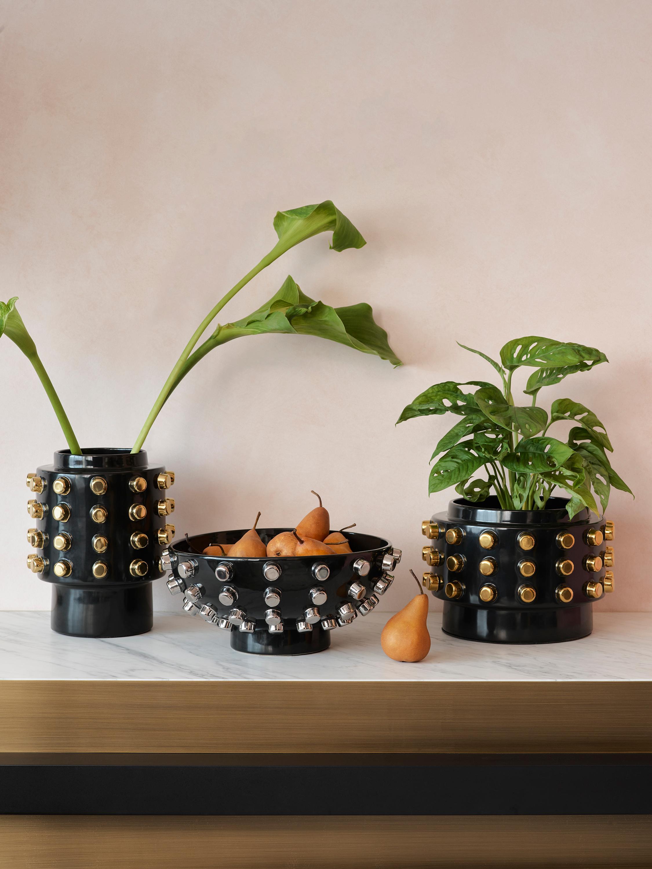 Debbie-Vase in Schwarz und Gold von Greg Natale (Moderne) im Angebot