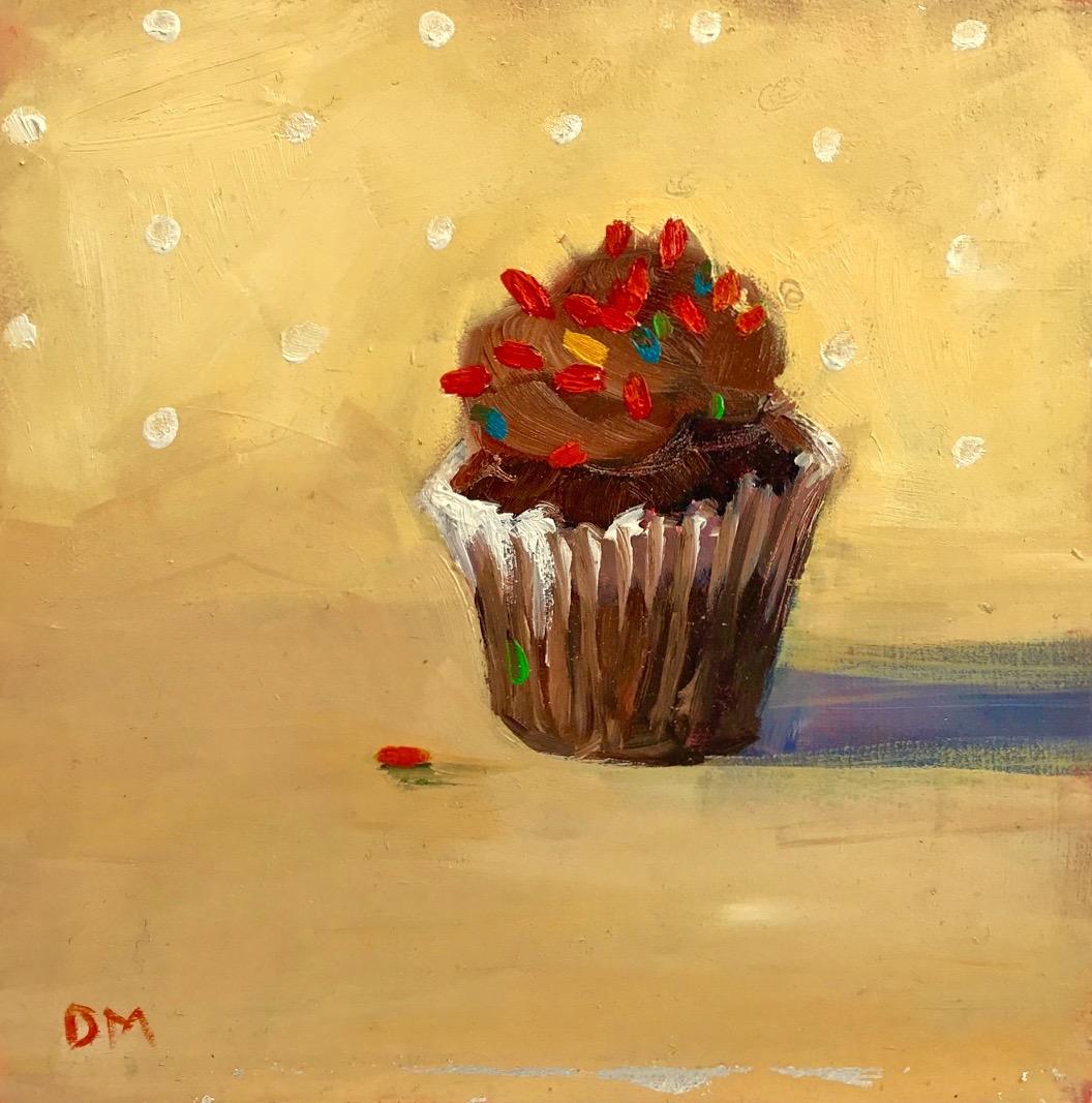 Still-Life Painting di Debbie Miller - "Caldo al trotto"   Piccolo Still Life, Cupcake al cioccolato/glassa bianca/spolverata rossa