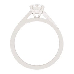 DeBeers ‘Promise’ Solitaire Engagement Ring