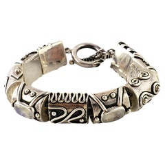 Deborah Armstrong Bracelet à bascule en argent sterling et pierres cabochons irisées