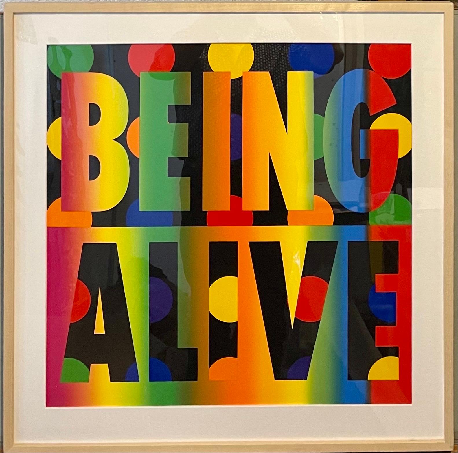 Deborah Kass (née en 1952)
Être vivant, 2012
sérigraphie neuf couleurs, mélange de couleurs sur carton musée 2 plis
Image 24 x 24. Cadre 29 x 29 x 2 pouces
Édition 1/65
Signé à la main et daté au crayon, en bas à droite au verso ; numéroté en bas à