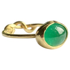 Deborah Murdoch 18 Karat Yellow Gold Oval 1.57ct Green Emerald Love Knot Ring