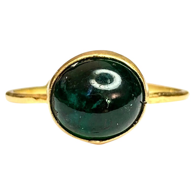 Bague De Fiançailles Plaqué Or 18 Carats Avec Émeraude Carrée - Élégance Et Éclat